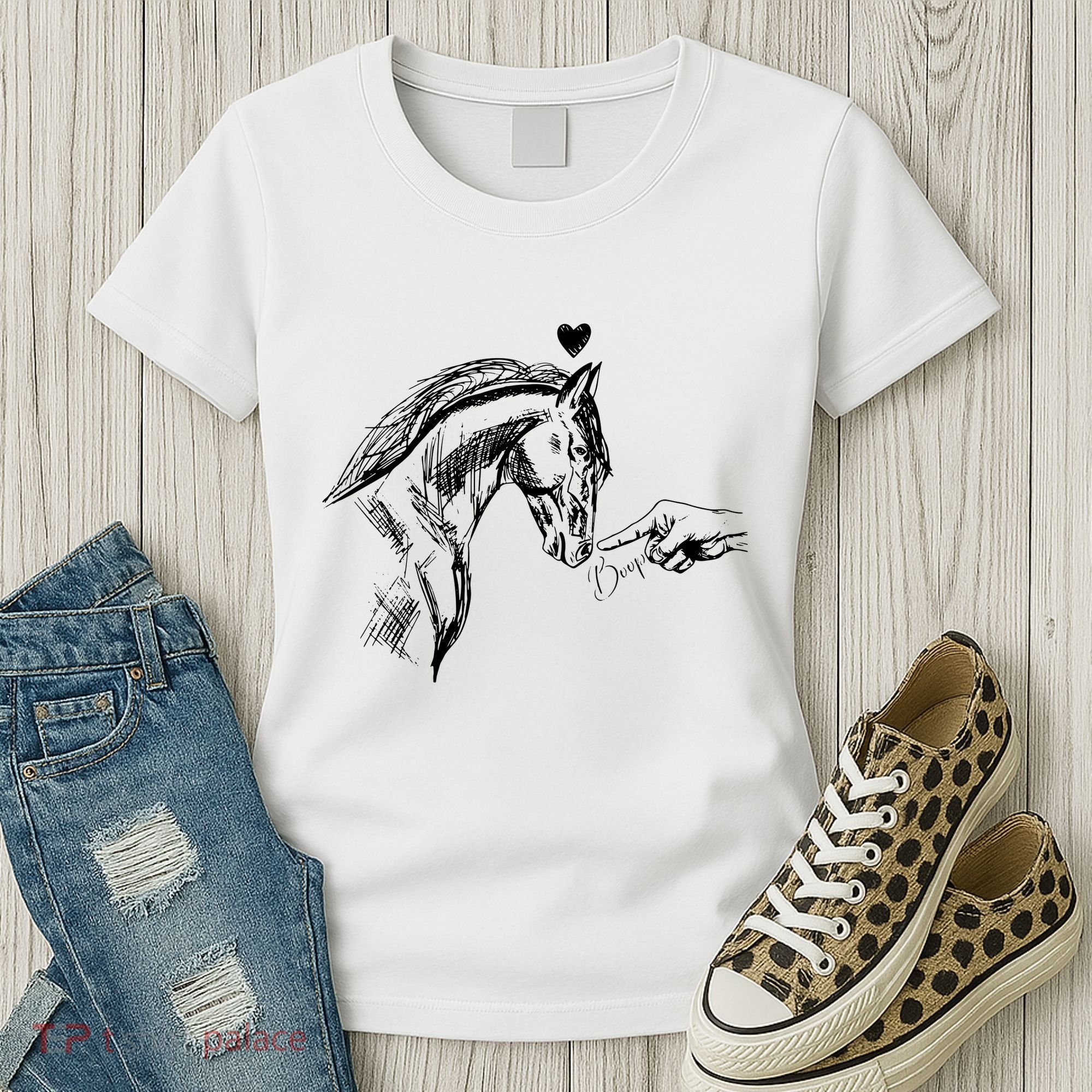 Funny Hand Boop On A HorseS Nose Funny Horse Lover Long Sleeve Women's T-Shirt