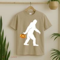 Funny Halloween, Cute Halloween, Bigfoot Sasquatch Halloween Pumpkin T-Shirt thumb 2
