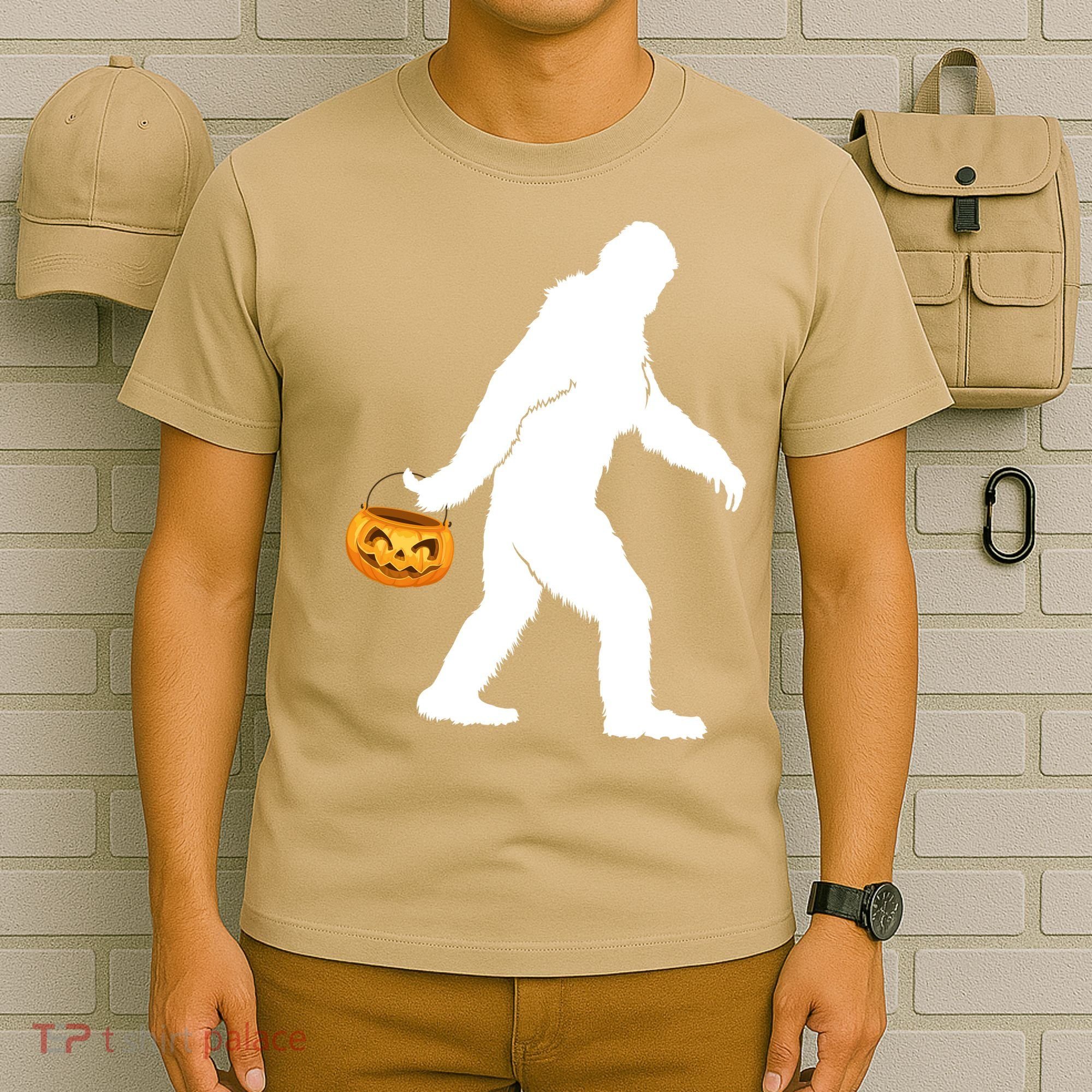 Funny Halloween, Cute Halloween, Bigfoot Sasquatch Halloween Pumpkin T-Shirt