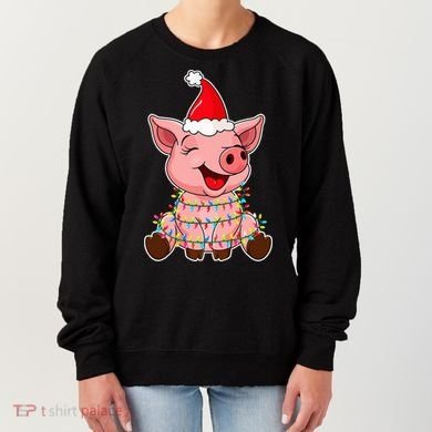 Festive Holiday Pig with Santa Hat Hilarious Gift Women's Sweatshirt