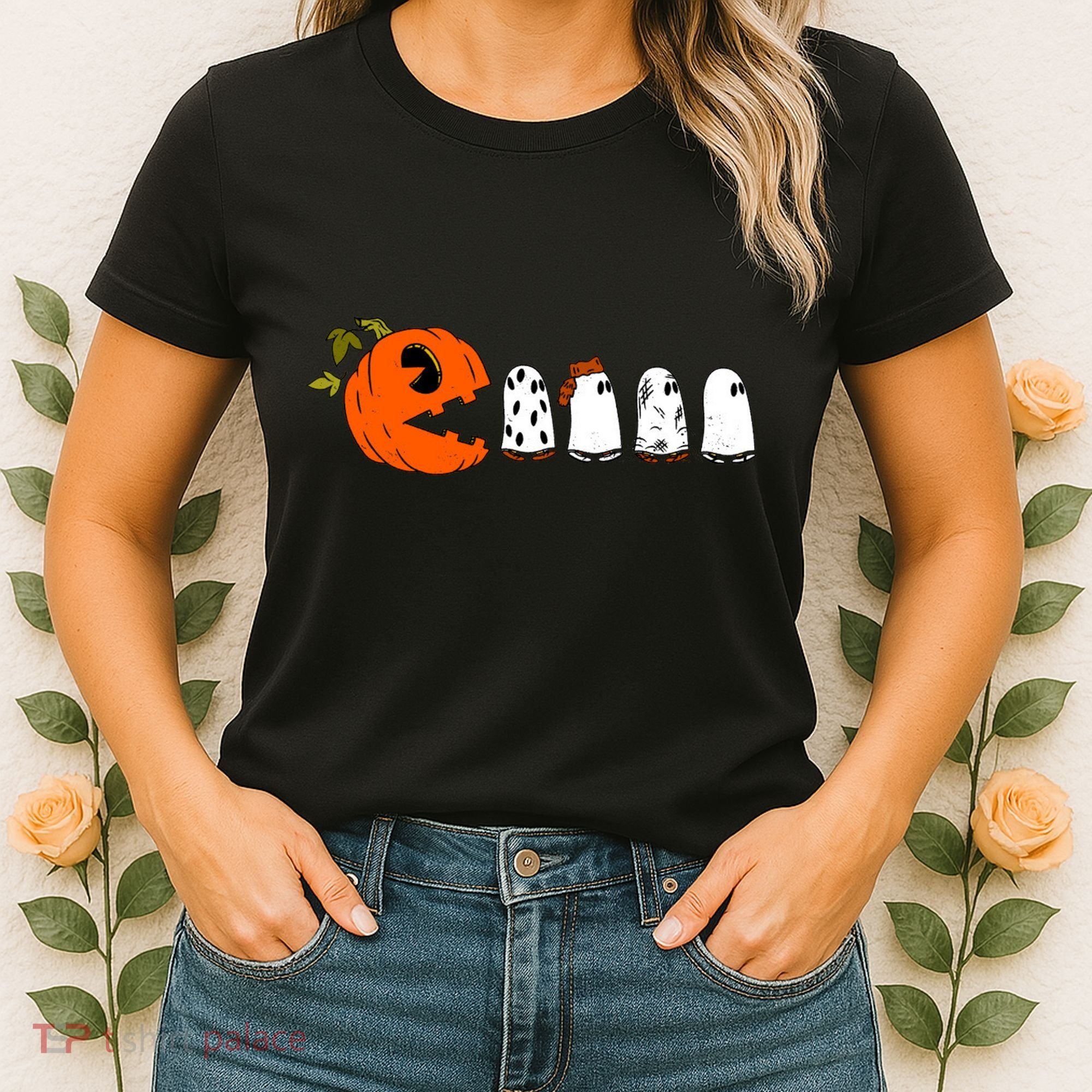 Funny Halloween Pumpkin Ghosts Retro Gamer Women's T-Shirt