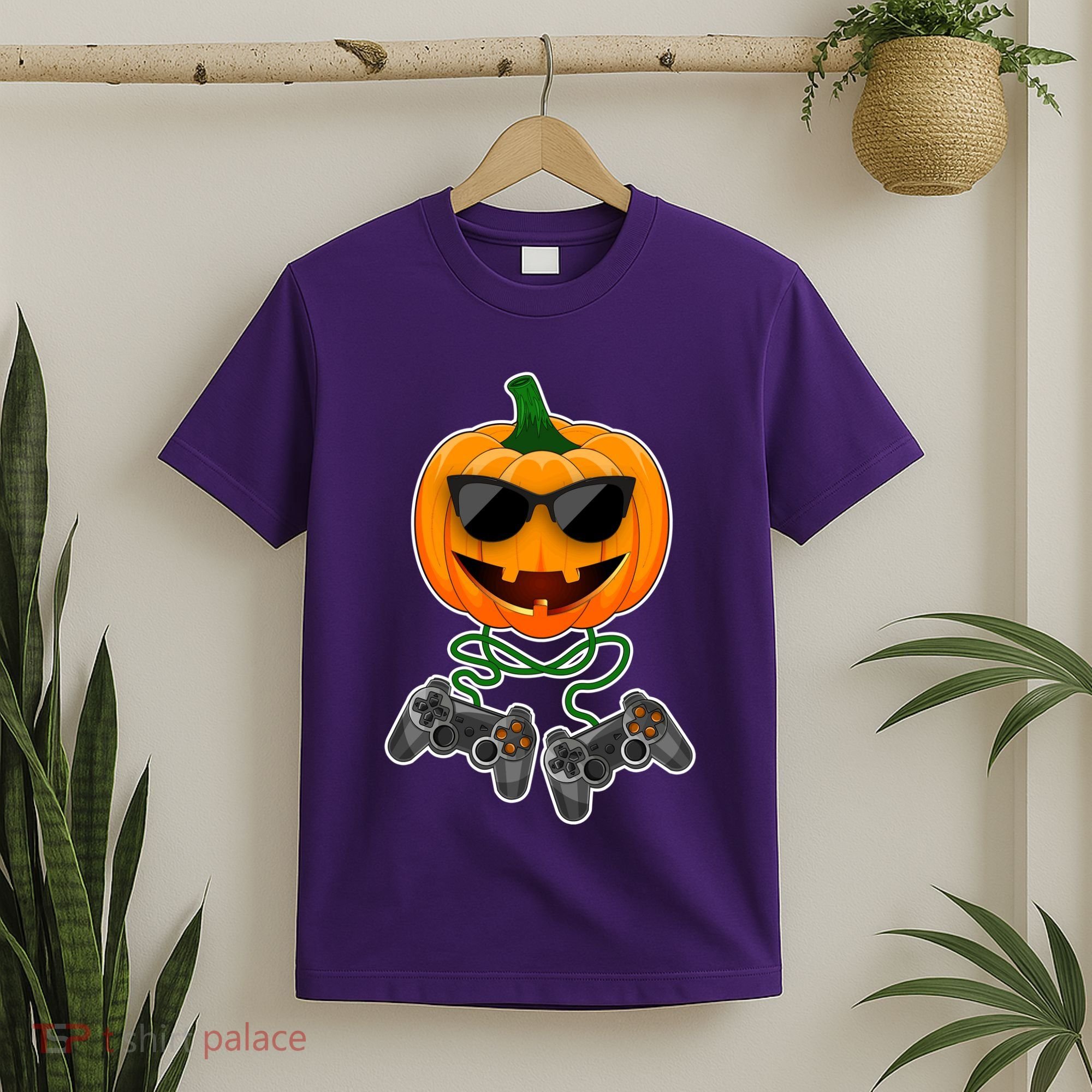 Funny Halloween Pumpkin Video Gamer T-Shirt