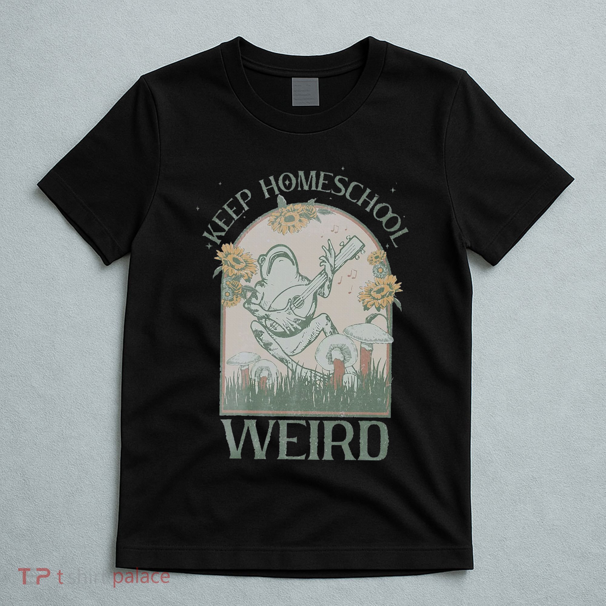 Funny Homeschool Teaching Keep Homeschool Weird Frog Mushroom T-Shirt