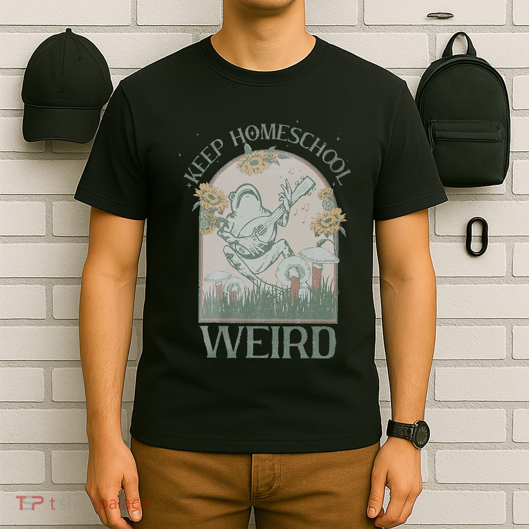 Funny Homeschool Teaching Keep Homeschool Weird Frog Mushroom T-Shirt