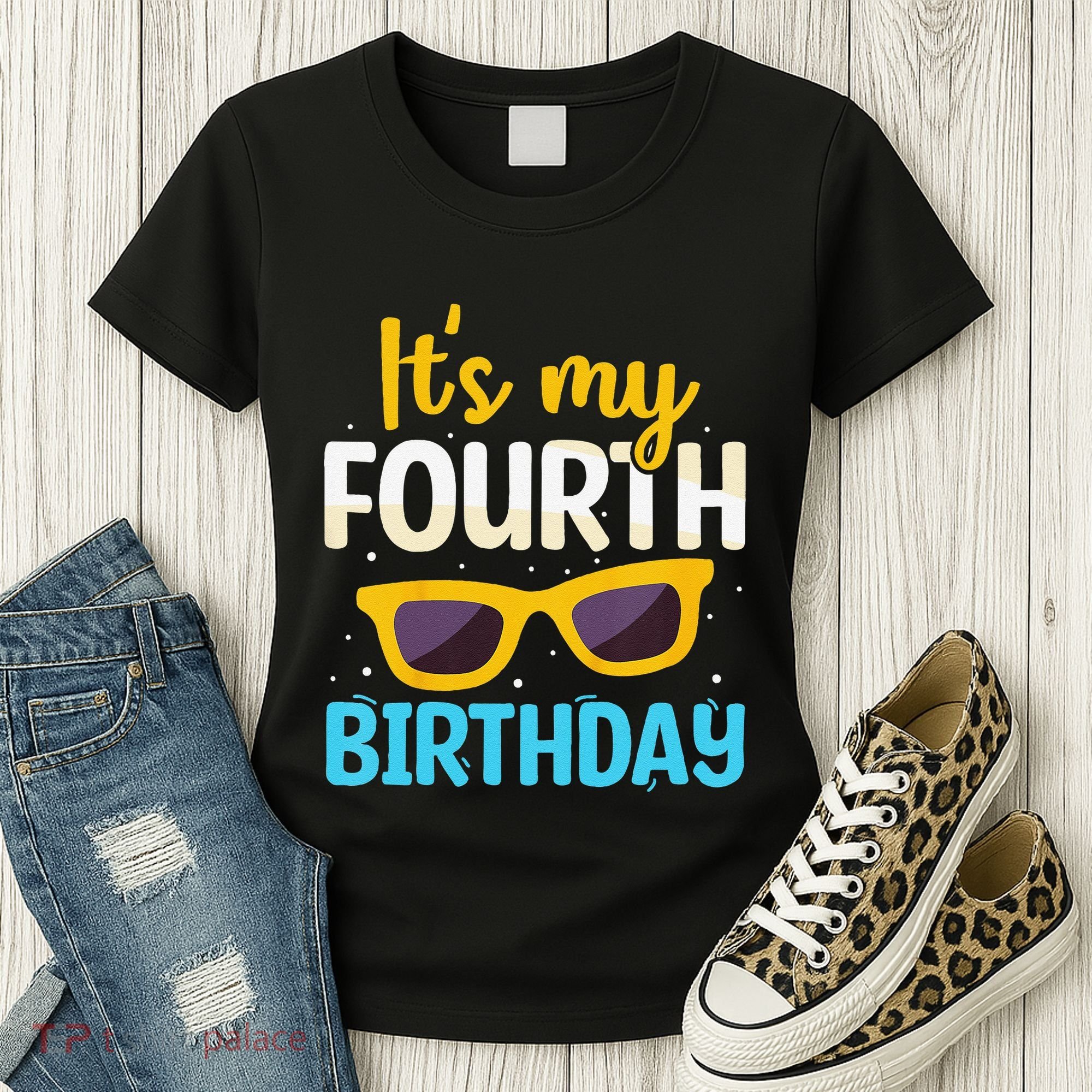 Funny Im 4 Years Old Birthday Its My 4th Birthday Women's T-Shirt