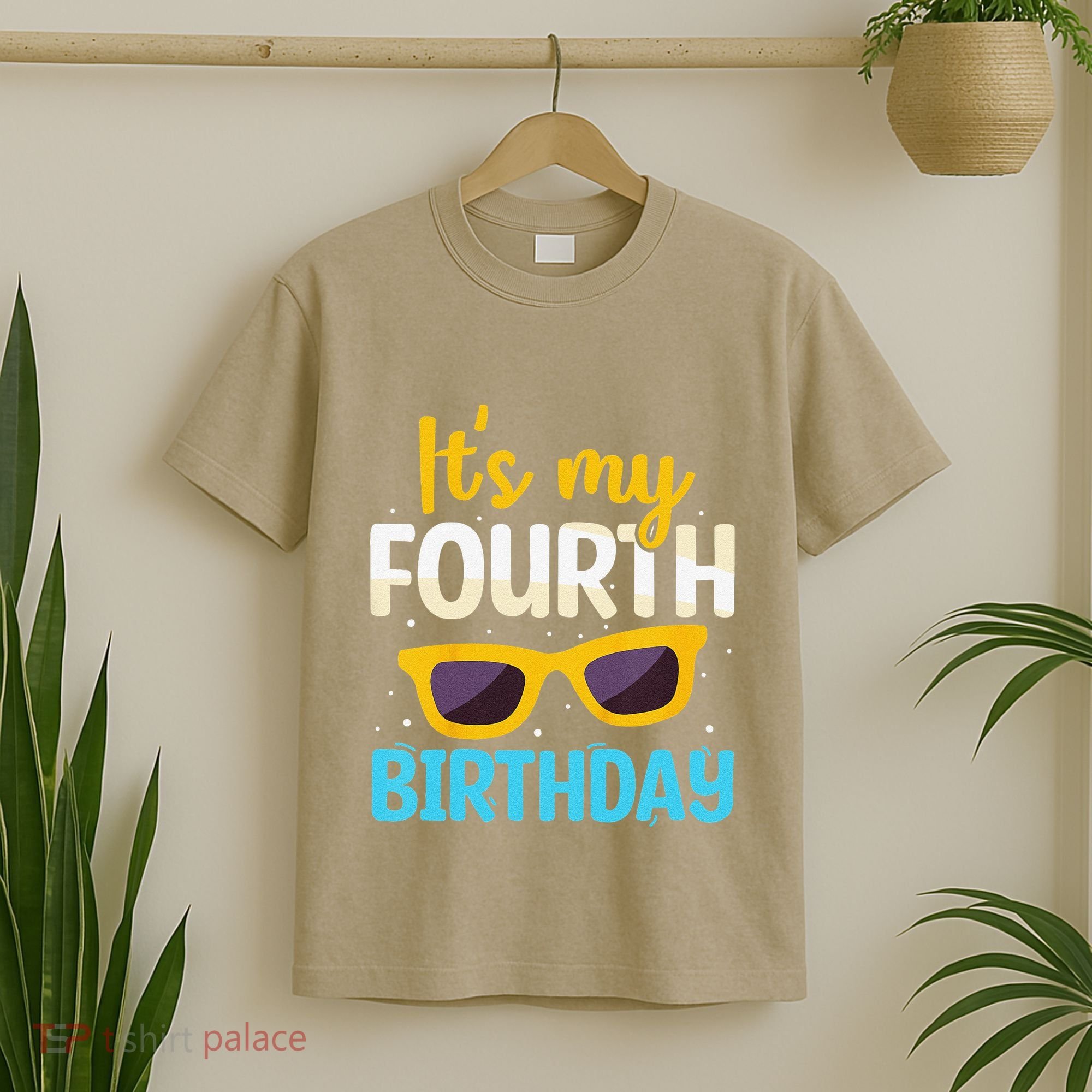 Funny Im 4 Years Old Birthday Its My 4th Birthday T-Shirt
