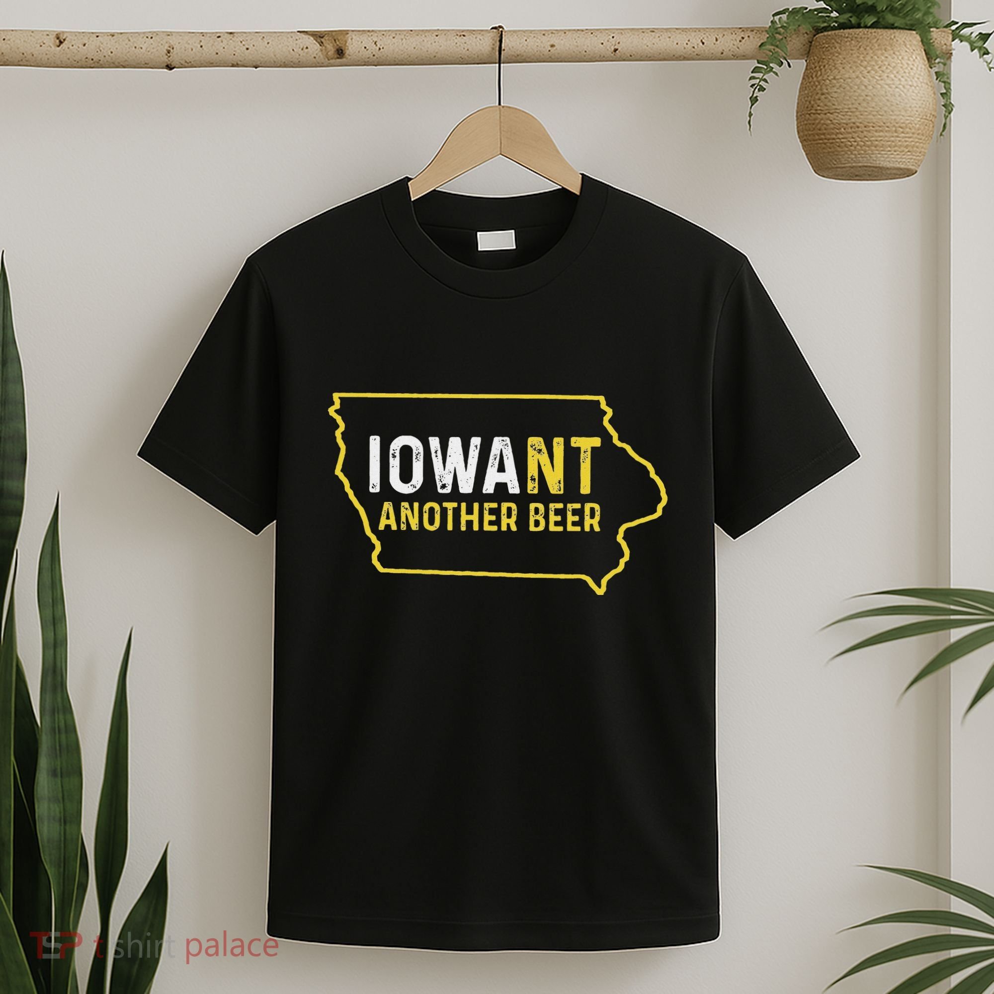 Funny Iowa Beer Distressed Iowa State Map T-Shirt