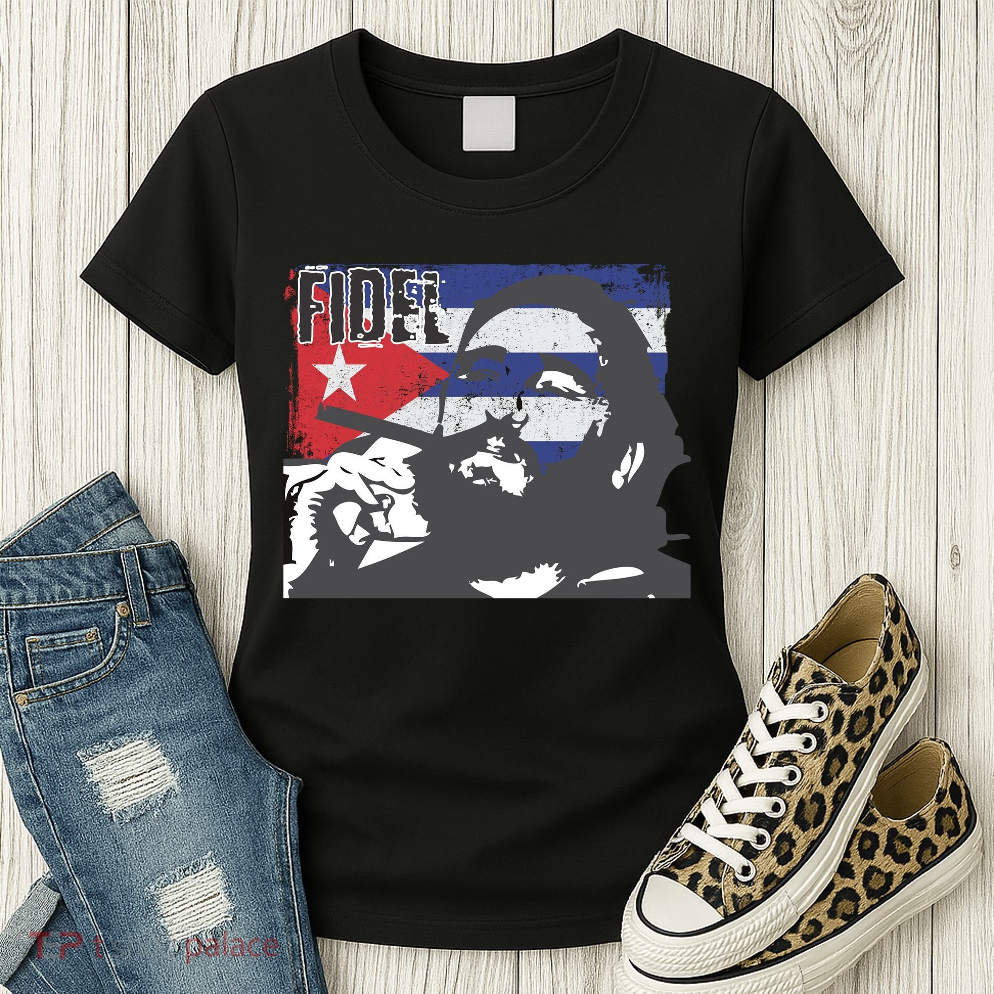 Fidel Castro Women's T-Shirt