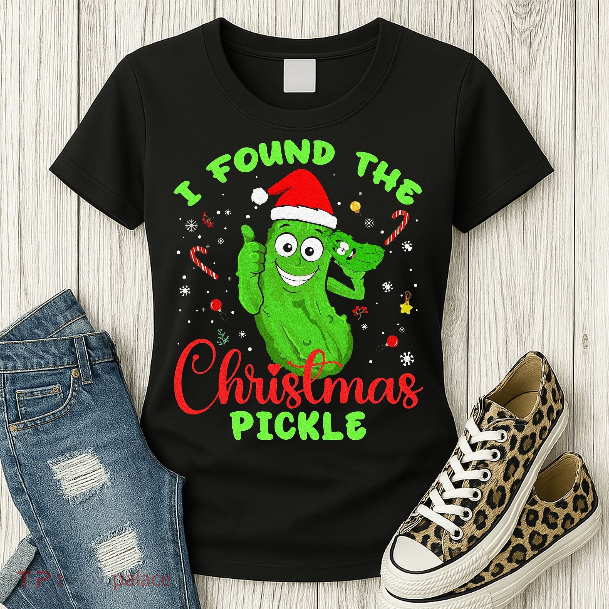 Funny I Found The Christmas Pickle Funny Xmas Party Gift Women's T-Shirt