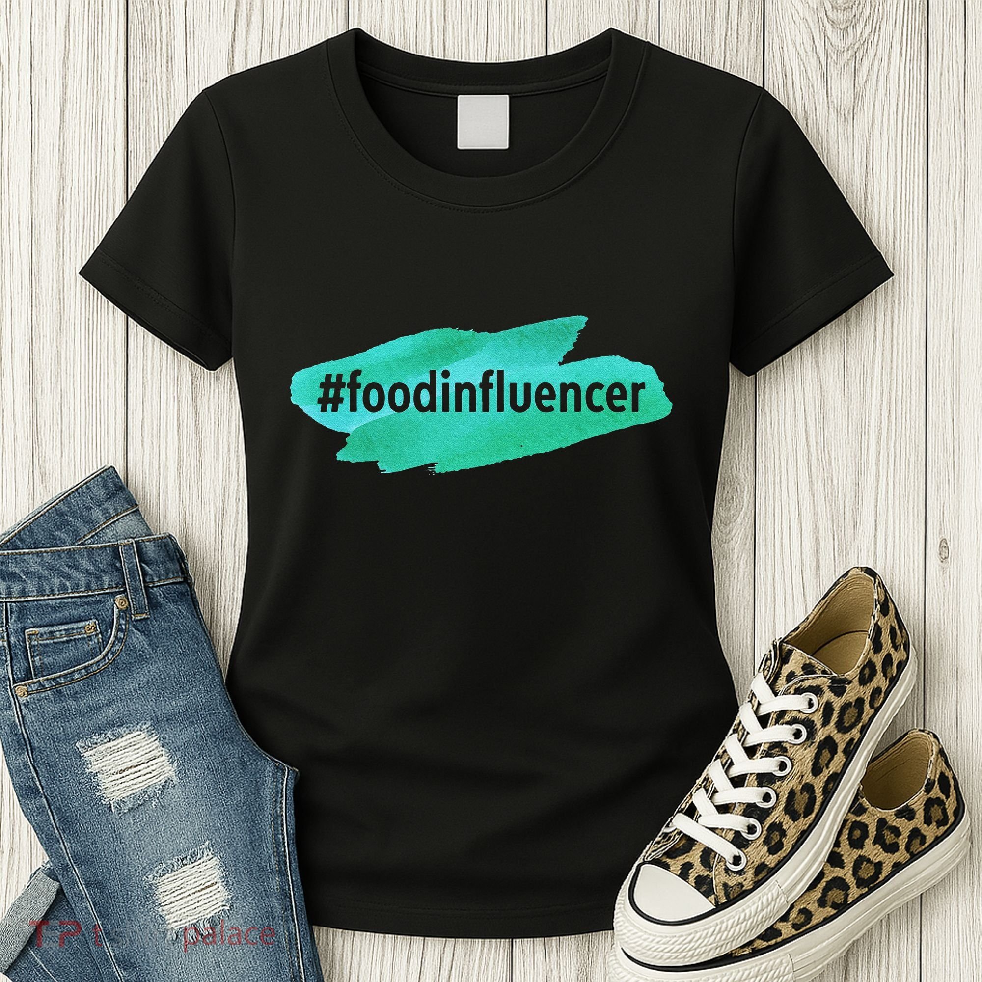 Food Influencer For Novelty Gifts Women's T-Shirt