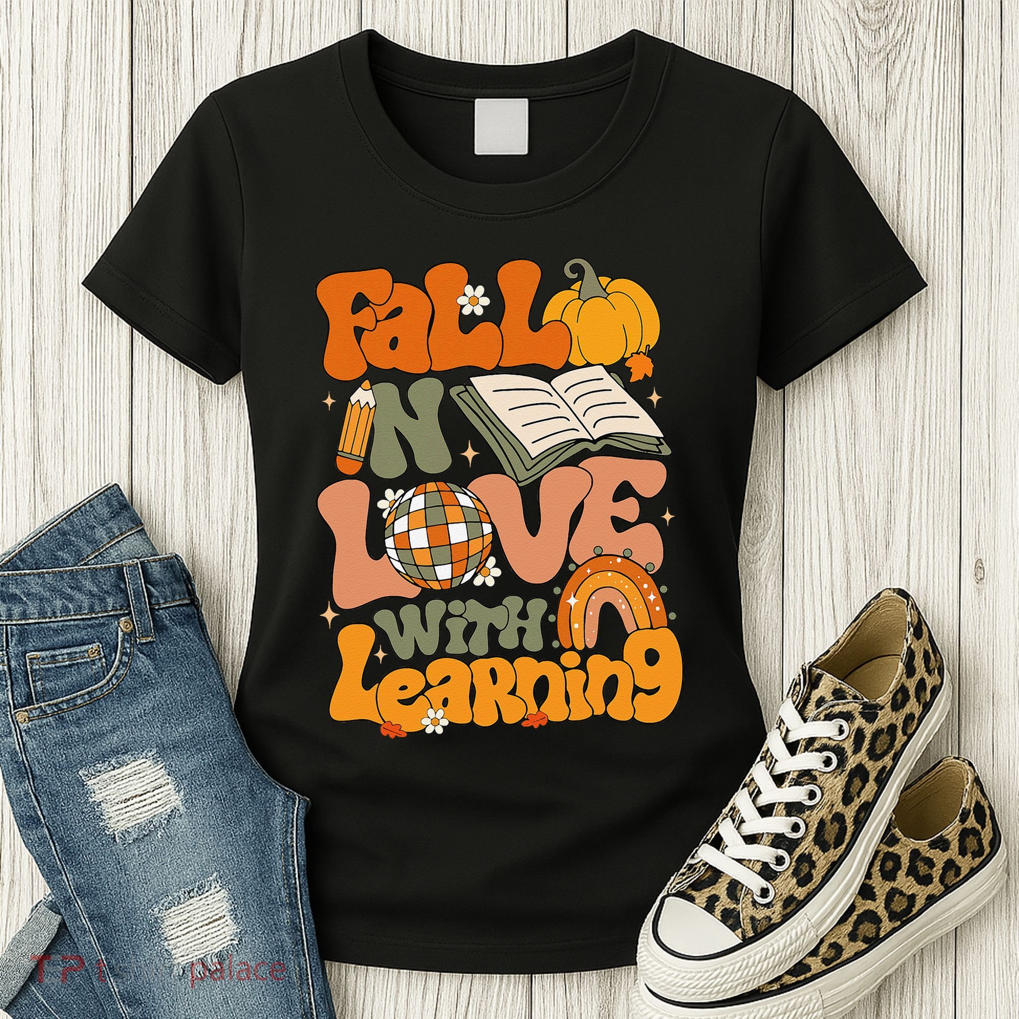Fall In Love With Learning Autum Thanksgiving Gift Women's T-Shirt