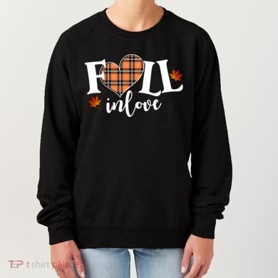 Fall In Love Cute Gift Women's Sweatshirt