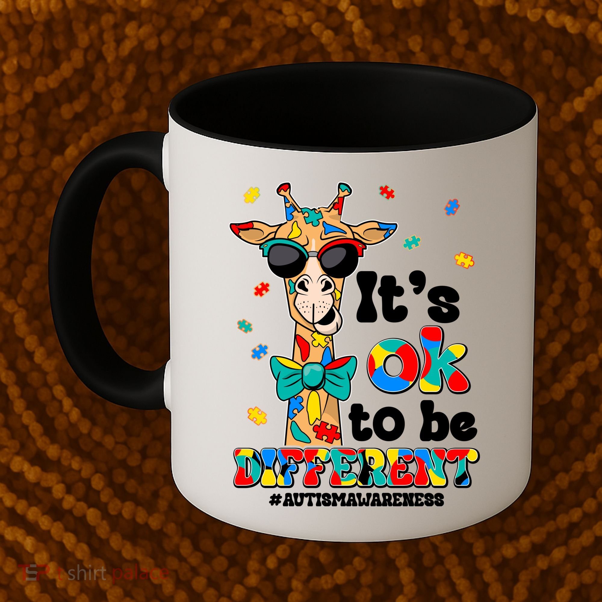 Funny ItS Ok To Be Different Autism Awareness Giraffe Coffee Mug