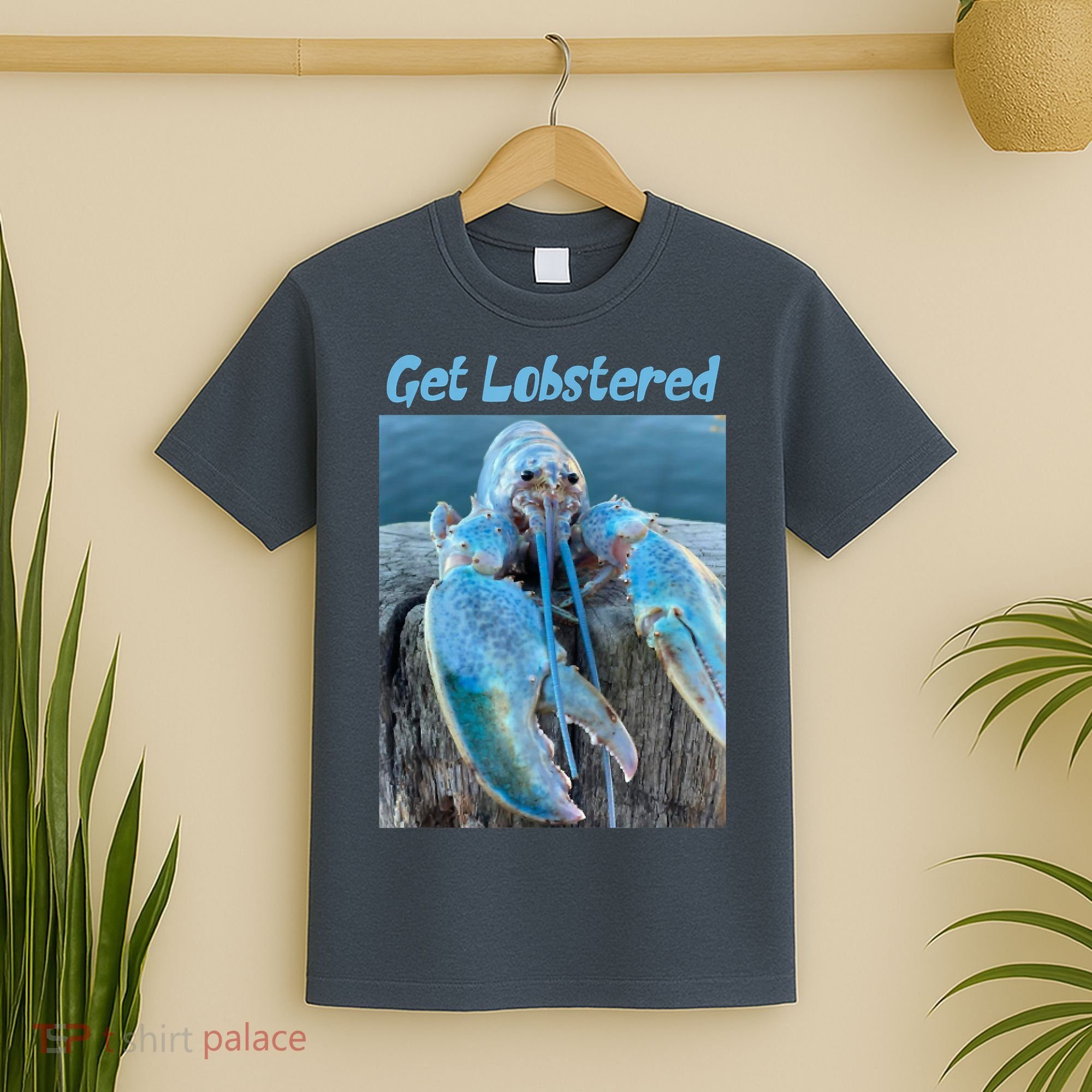 Funny Jumpscare Lobster Meme Blue Crustacean T-Shirt