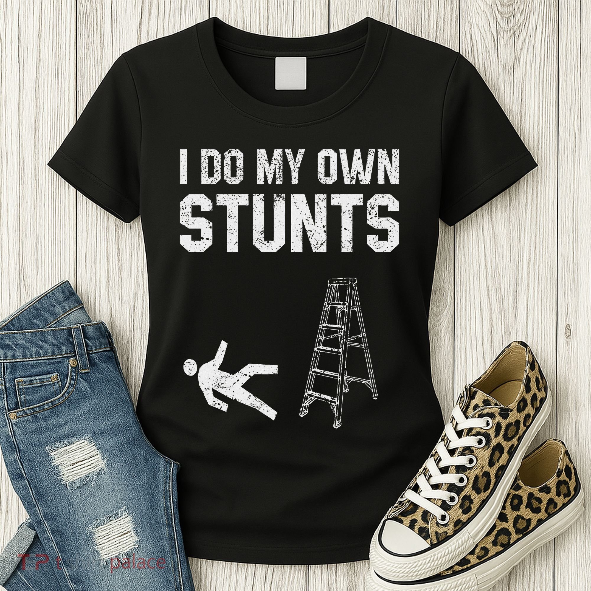 Funny Ladder Fall Gift Broken Bone Hand Get Well Soon Women's T-Shirt
