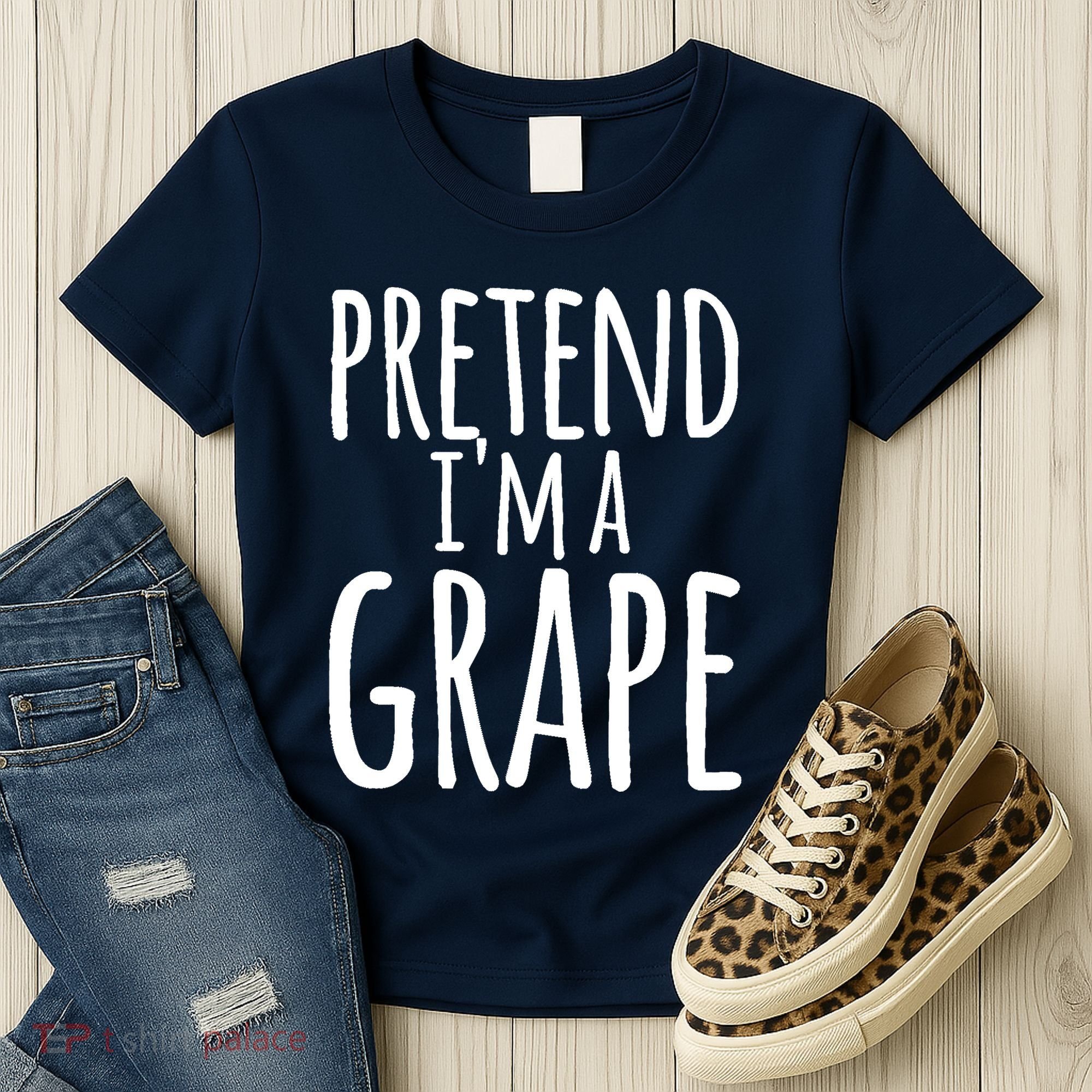 Funny Lazy Halloween Tee PRETEND I'M A GRAPE Costume Women's T-Shirt