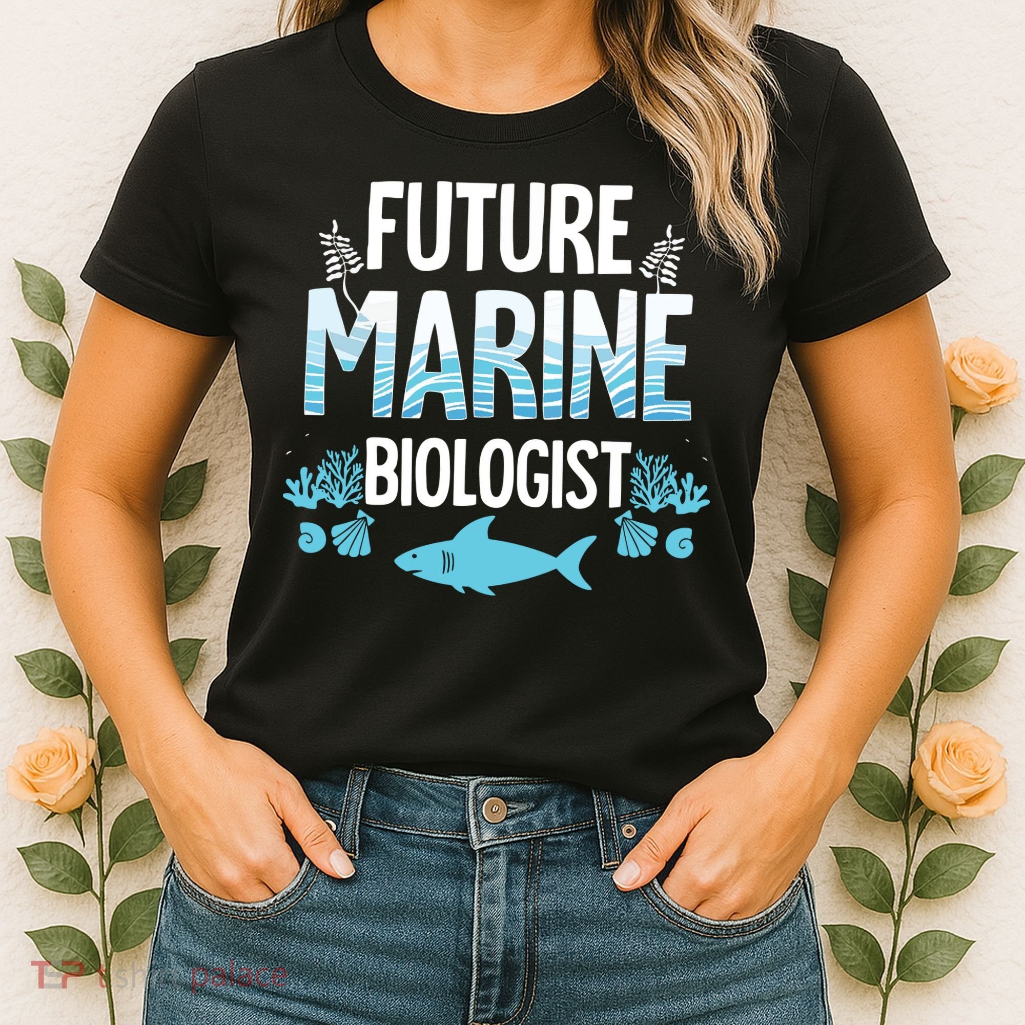 Future Marine Biologist Gift For Teens Funny Biology Women's T-Shirt