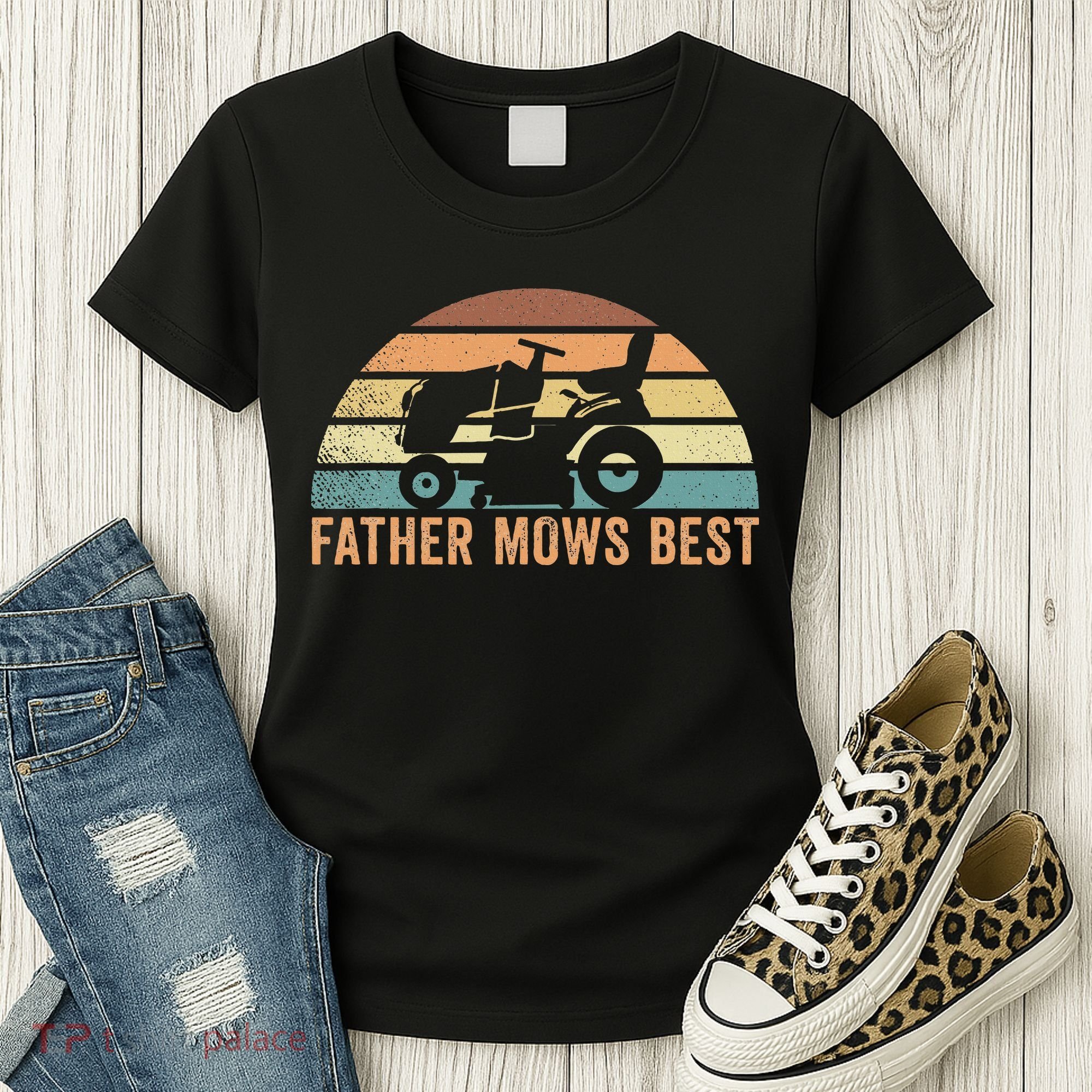 Father Mows Best Lawn Care Dad Mowing Gardener Women's T-Shirt