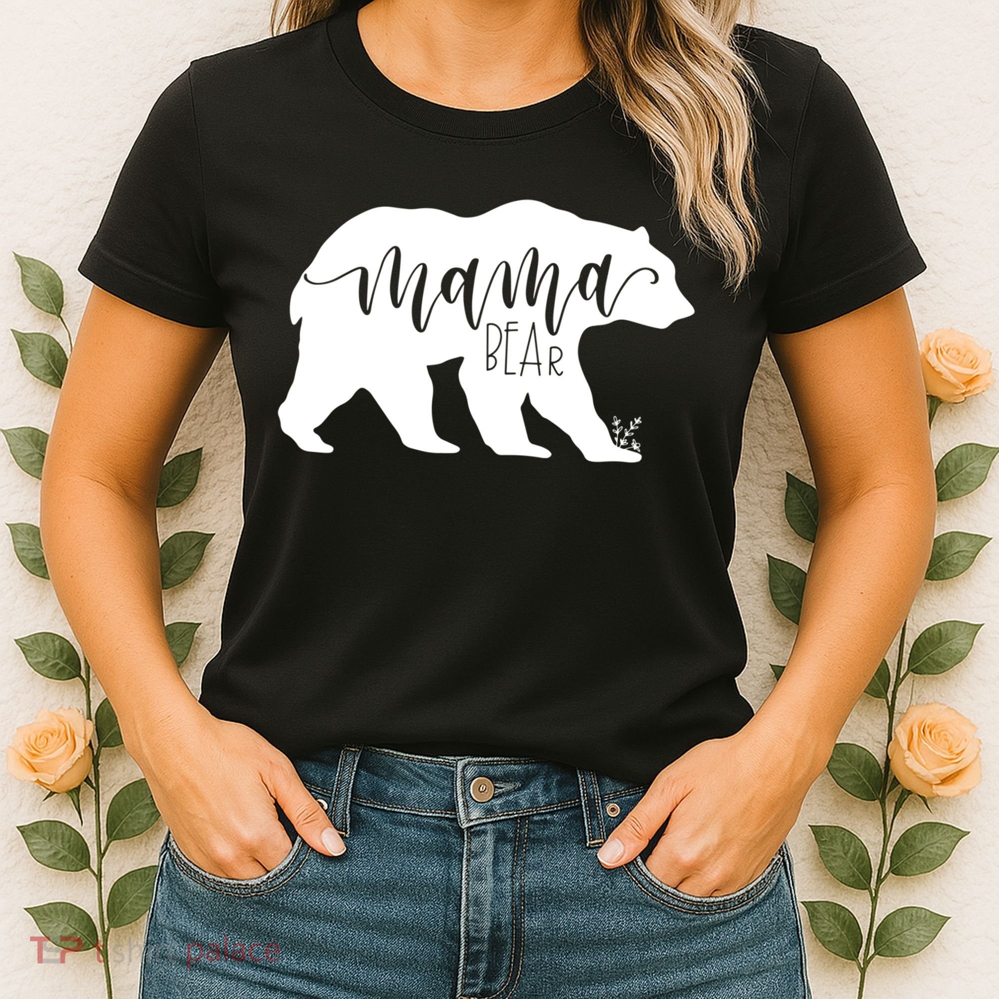 Funny Mama Bear Gift For Women Momma Bear Mamma Bear Gift Women's T-Shirt