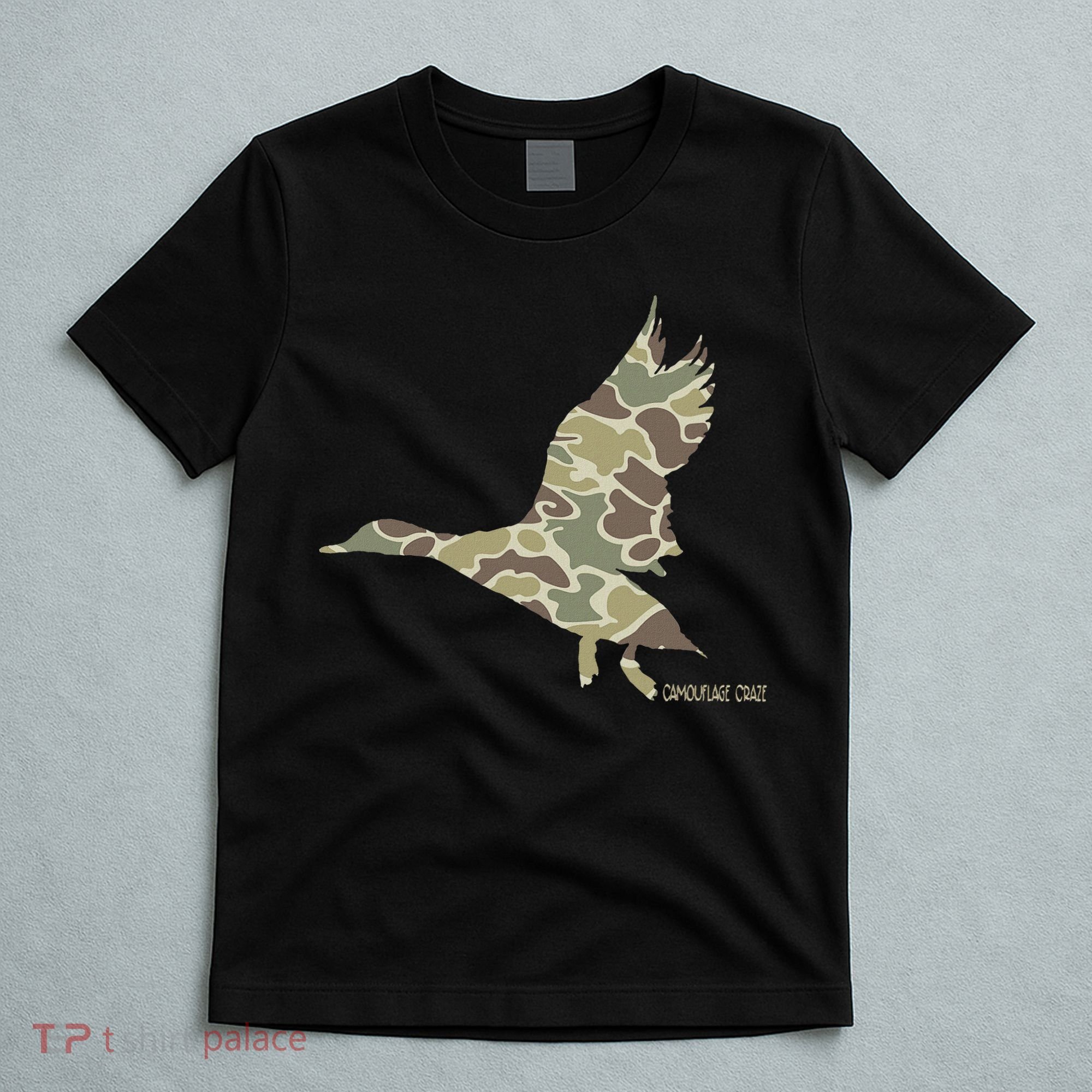 Flying Mallard Duck Camouflage Camo Duck Hunting Camo Hunter T-Shirt