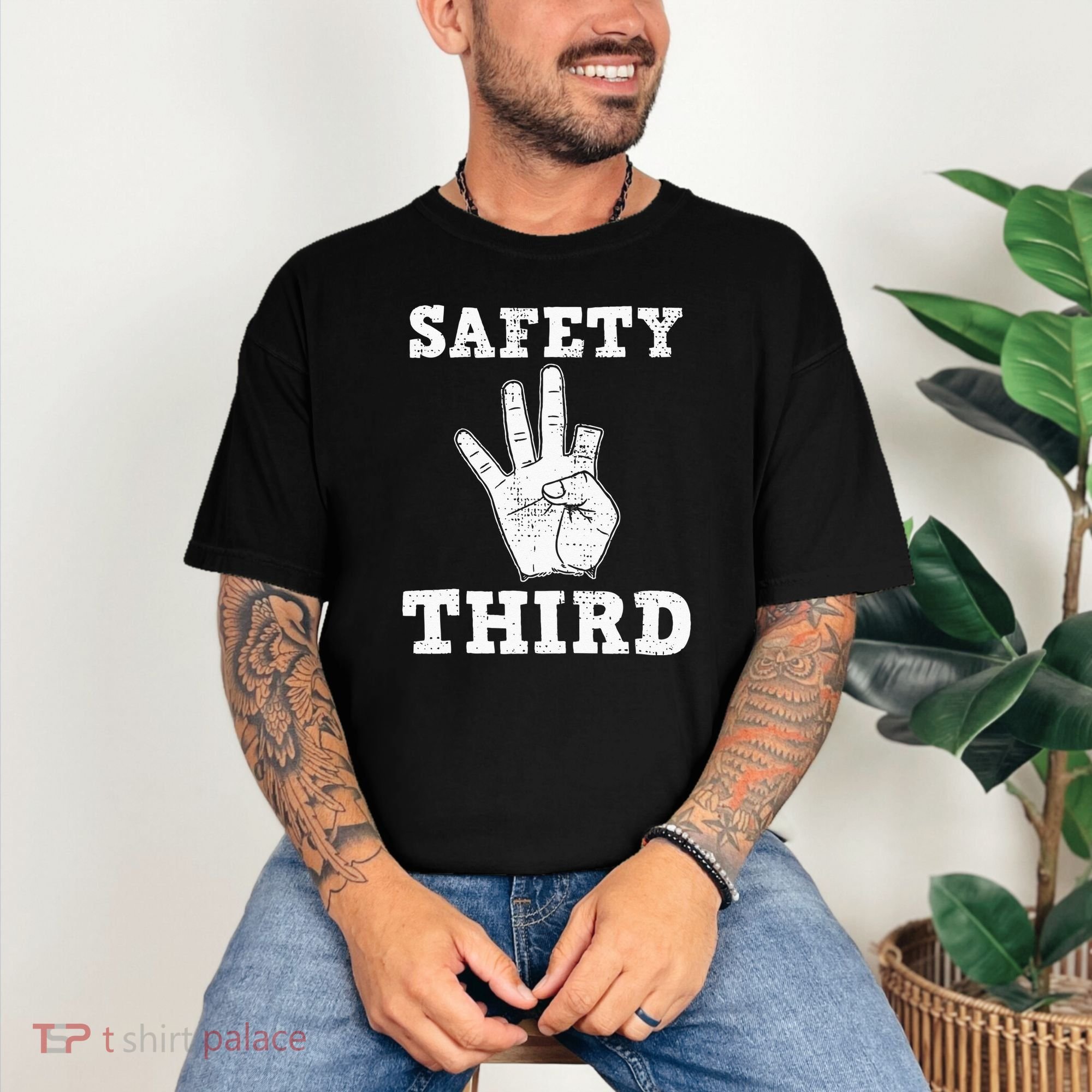 Funny Missing Finger Safety Third Fireworks July 4th Joke Comfort Colors T-Shirt