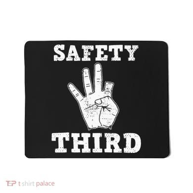 Funny Missing Finger Safety Third Fireworks July 4th Joke Mousepad