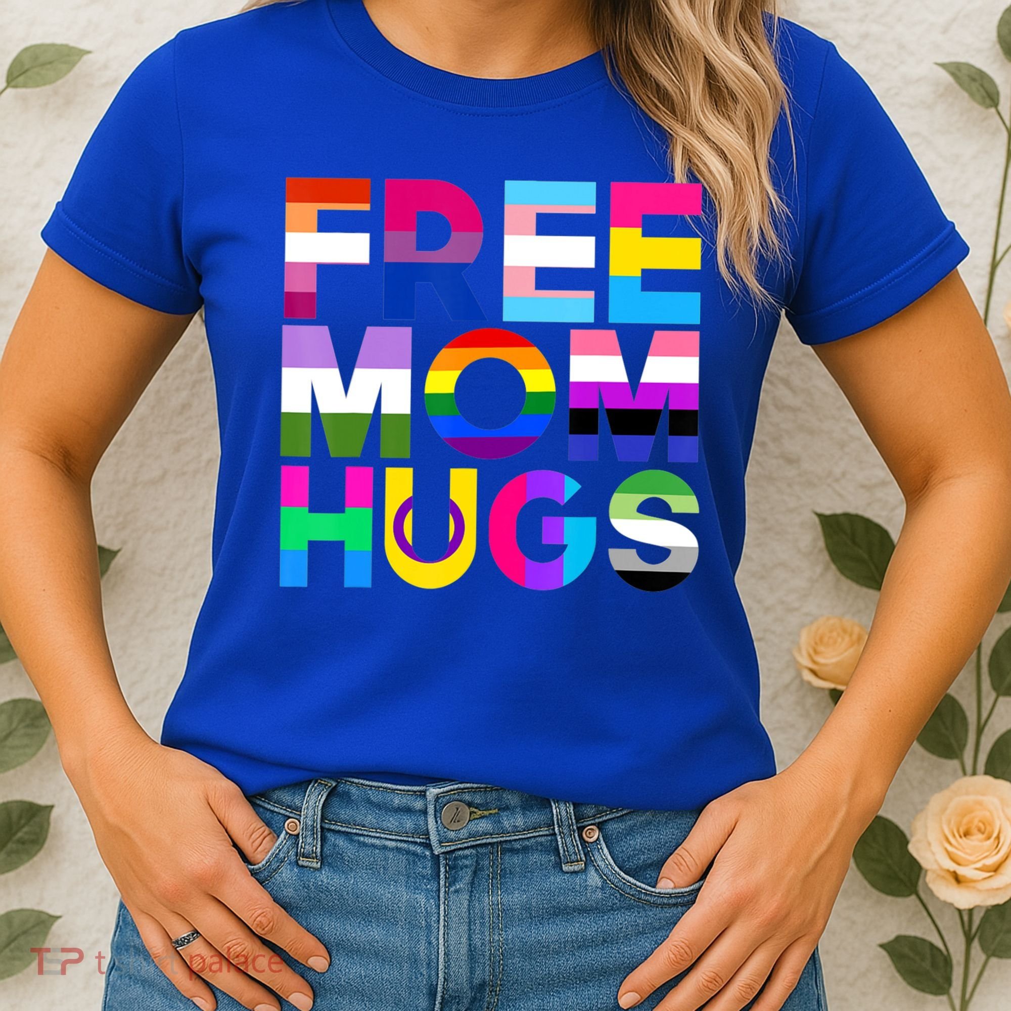 Free Mom Hugs Gift Rainbow Lgbtq Lgbt Pride Month Gift Women's T-Shirt