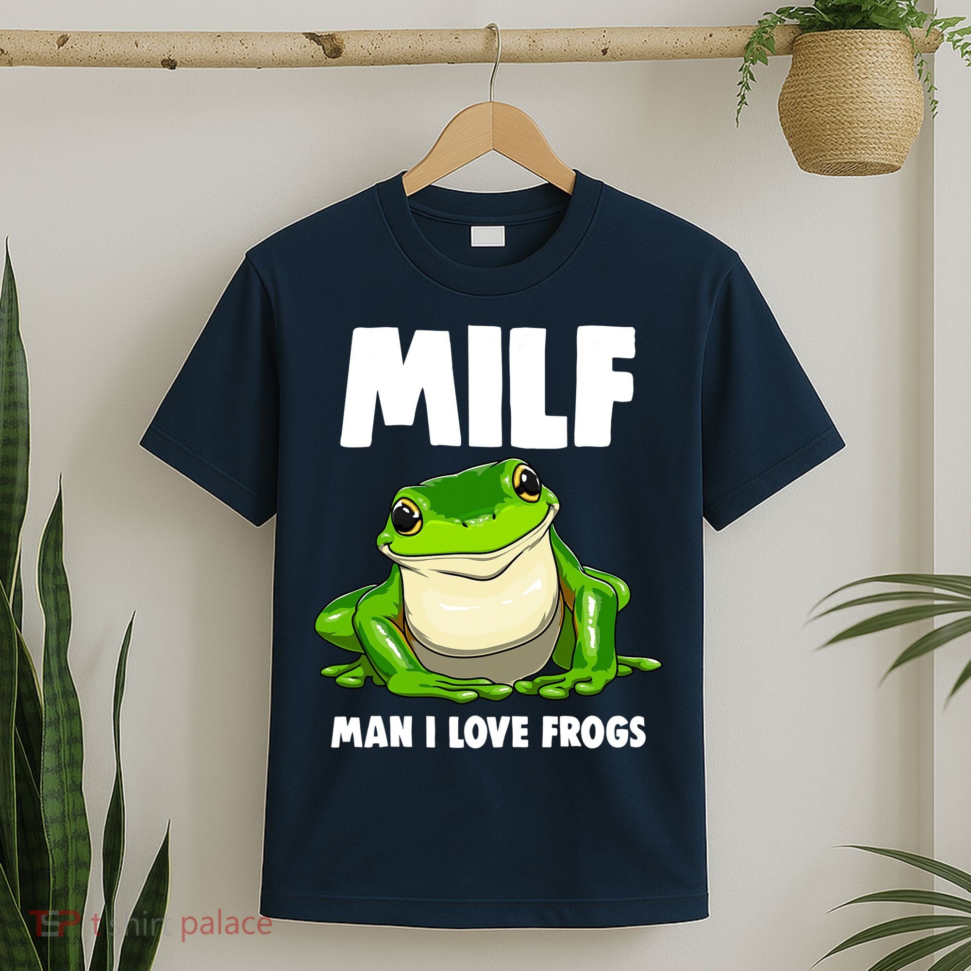 Funny Man I Love Frogs Tee Shirts Frog Love T-Shirt