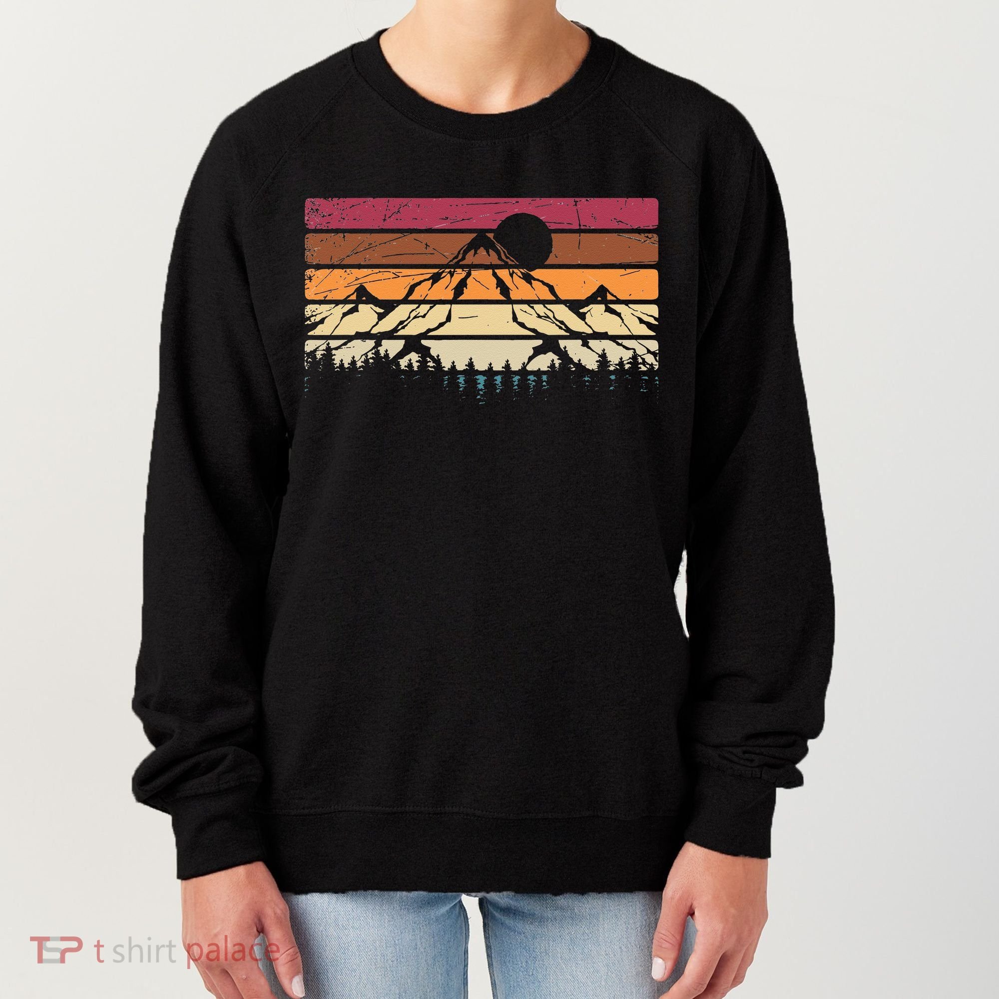 Forest Mountain Outdoors Nature Wildlife Trees Retro Hiking Women's Sweatshirt