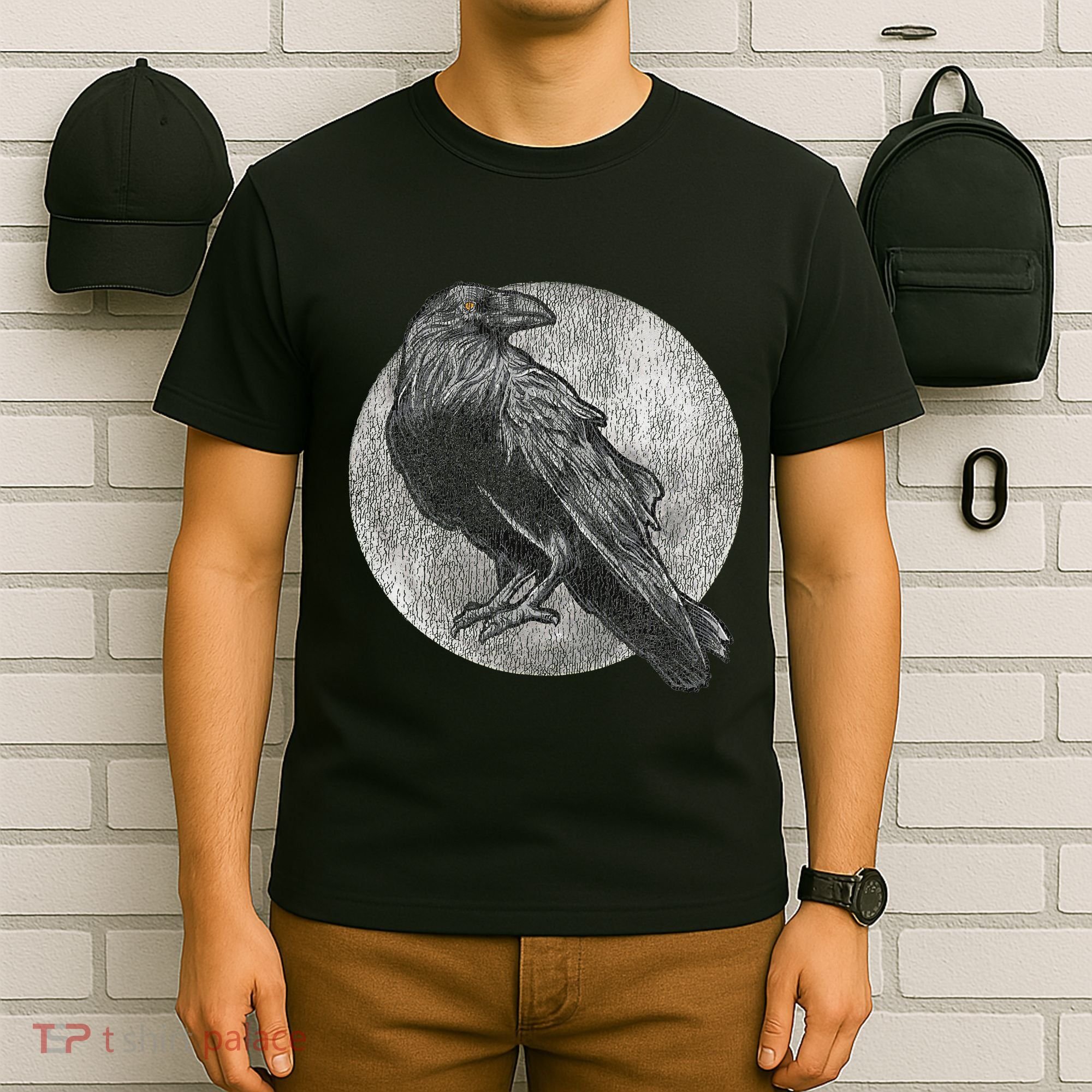 Full Moon Raven Bird Gift Scary Crow T-Shirt