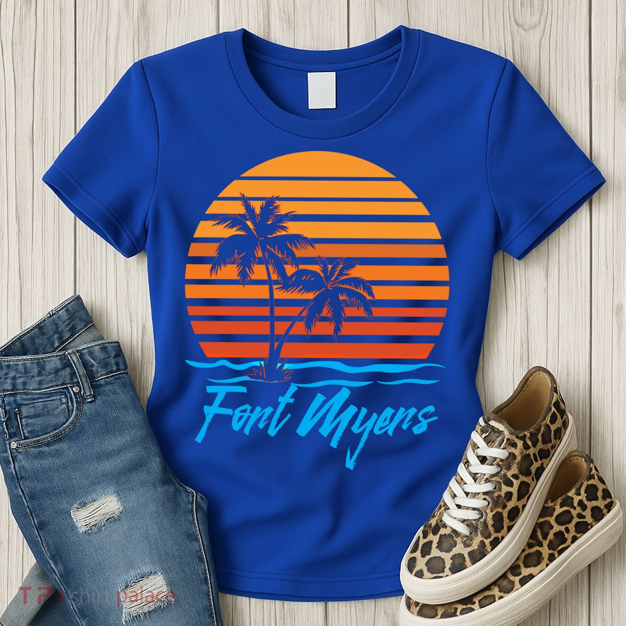 Fort Myers Sunset Palm Trees Beach Vacation Tourist Funny Gift Women's T-Shirt
