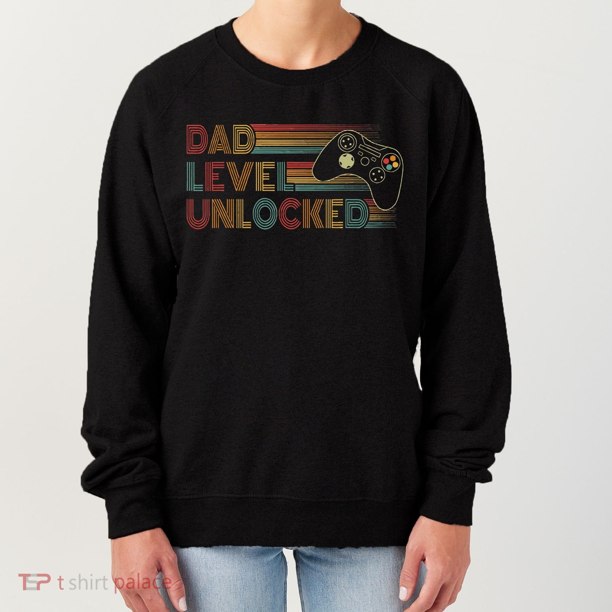 Funny New Dad Dad Level Unlocked Gaming Women's Sweatshirt