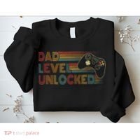 Funny New Dad Dad Level Unlocked Gaming Sweatshirt thumb 2