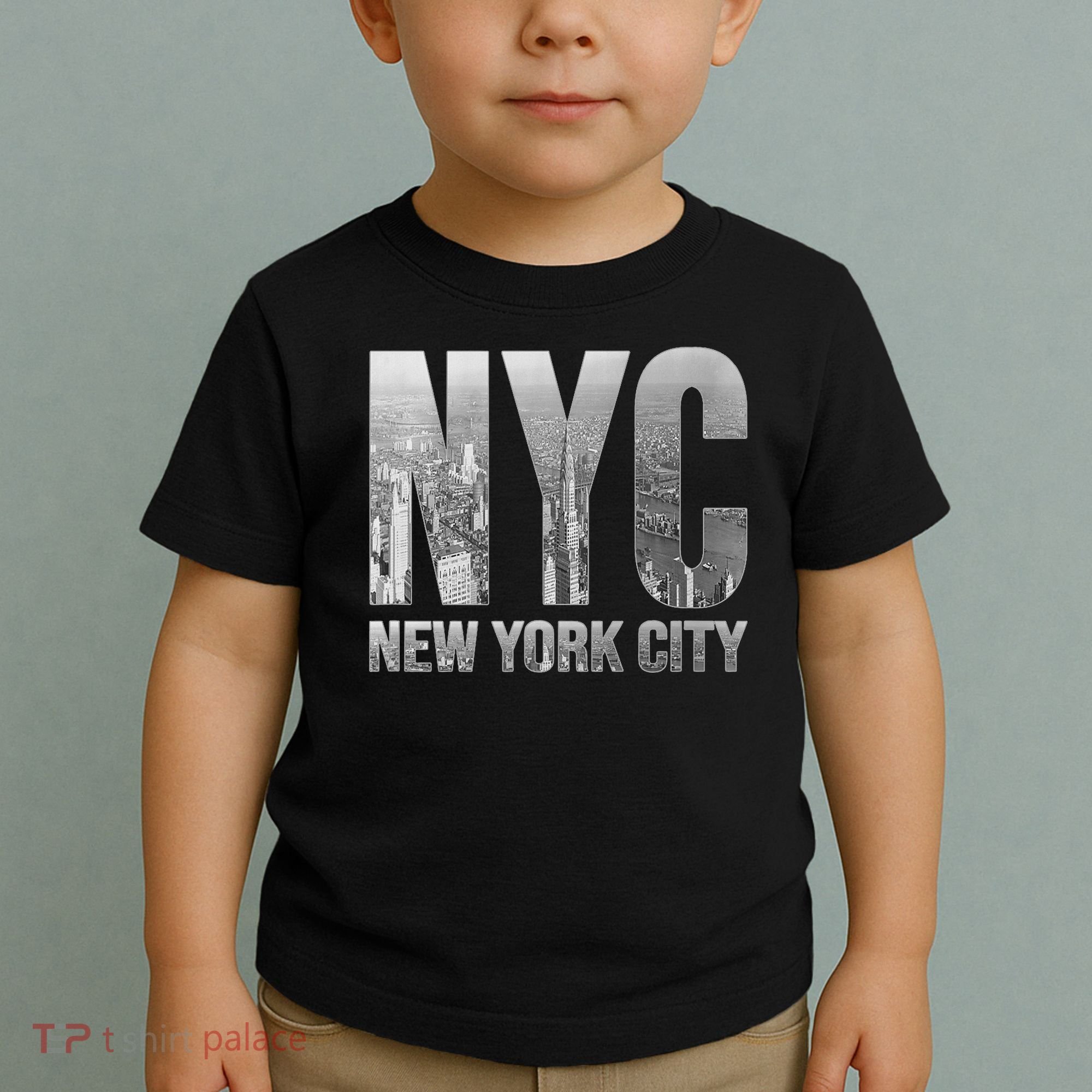 Funny Nyc Skylines New York City That Never Sleeps Gift Toddler T-Shirt