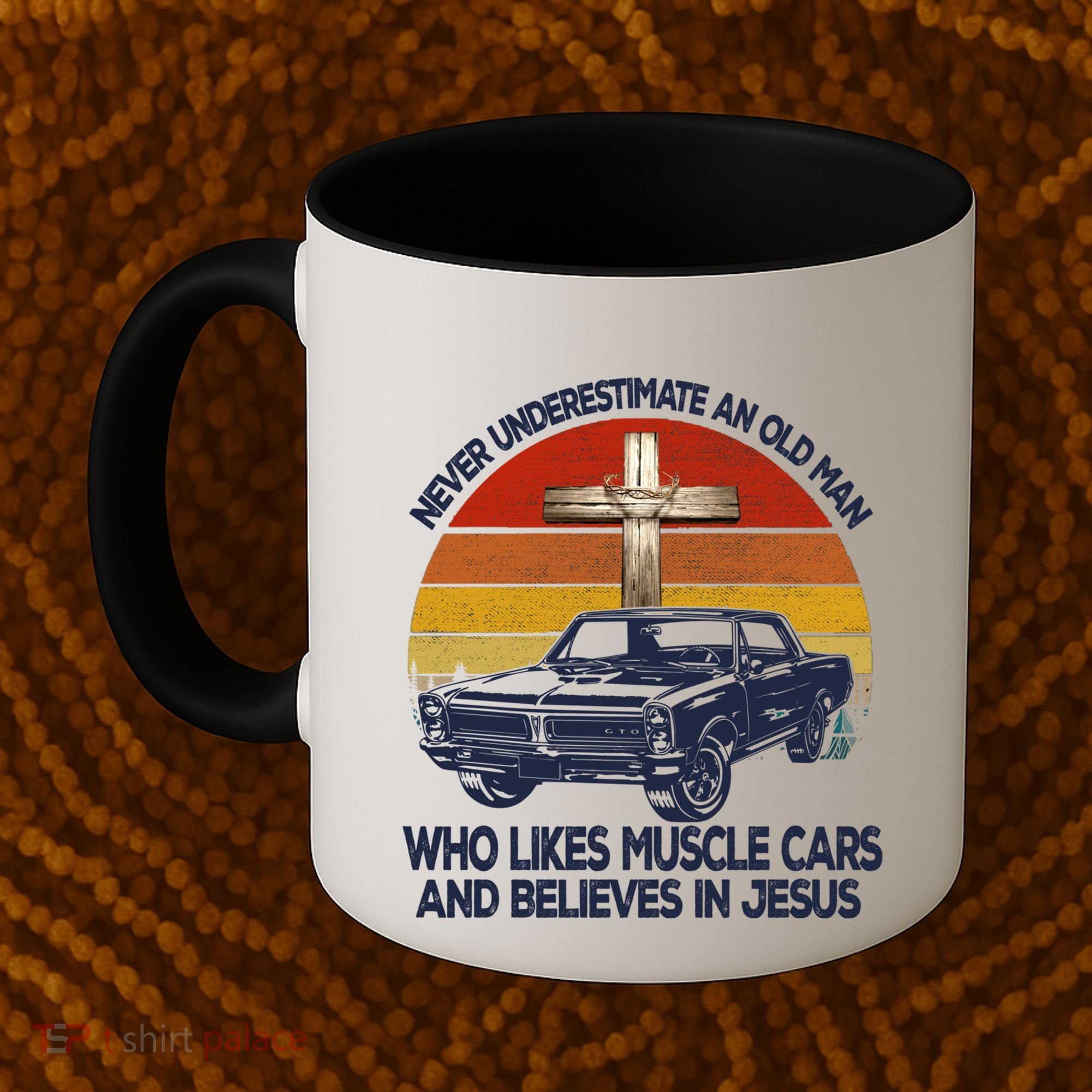 Funny Never Underestimate An Old Likes Muscle Car Outfit Gift Coffee Mug