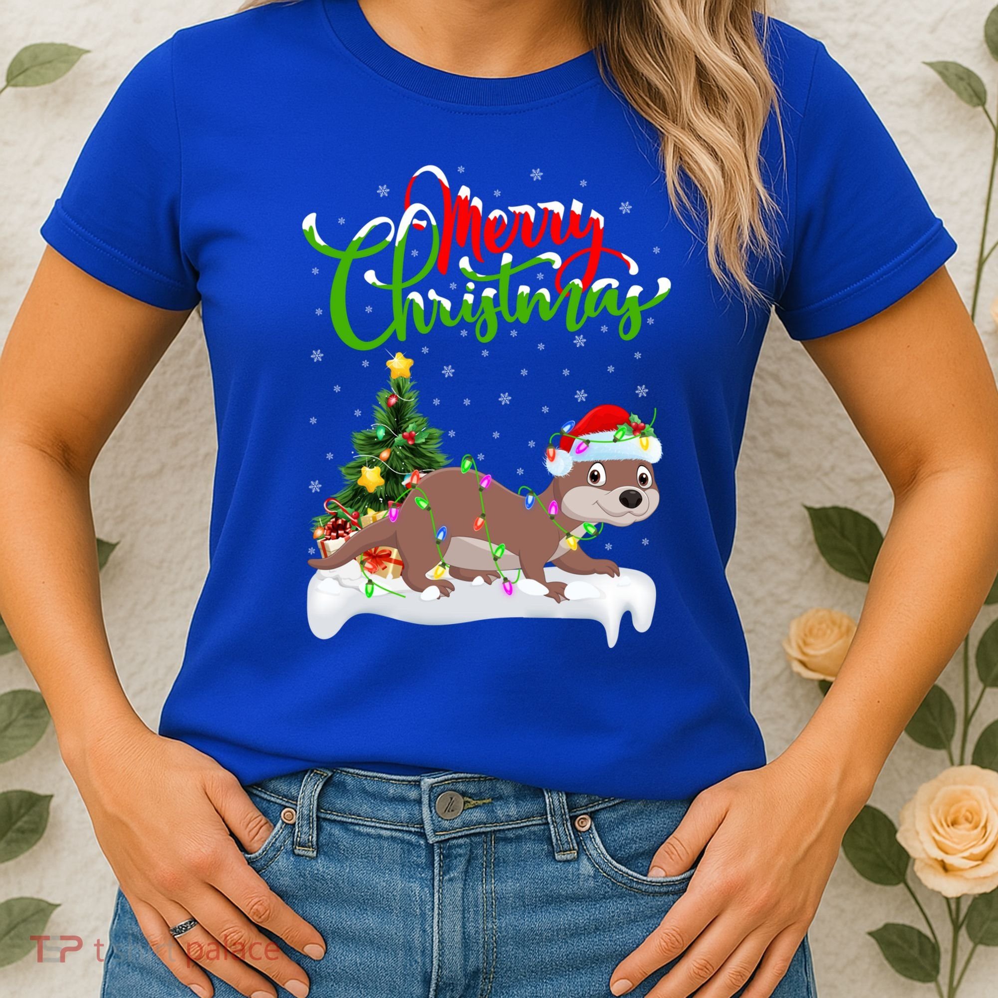Funny Otter Animal Lover Xmas Lighting Otter Christmas Funny Gift Women's T-Shirt