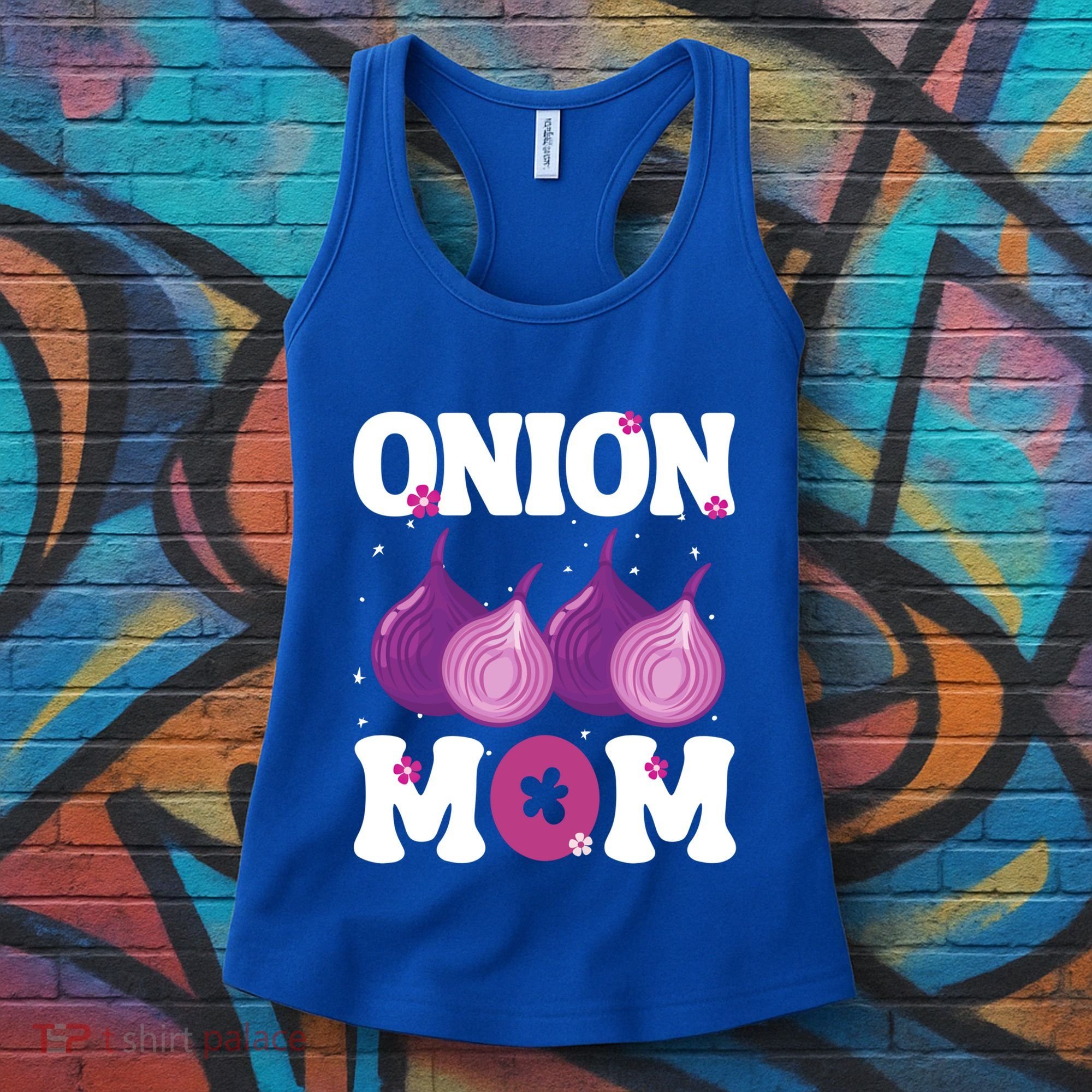 Funny Onion Mom Fruit Vegetable Mothers' Day Gardener Lover Great Gift Women's Tank Top