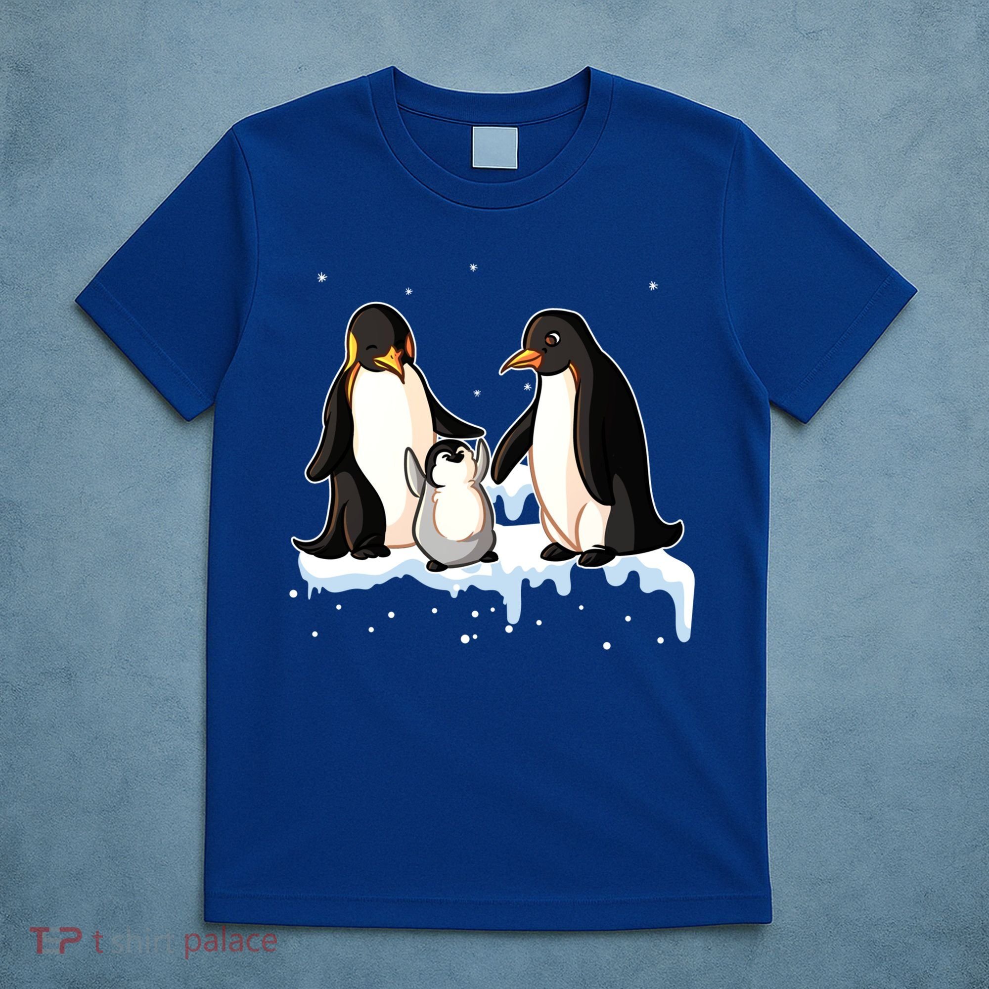 Family Of Penguin Funny Gift T-Shirt