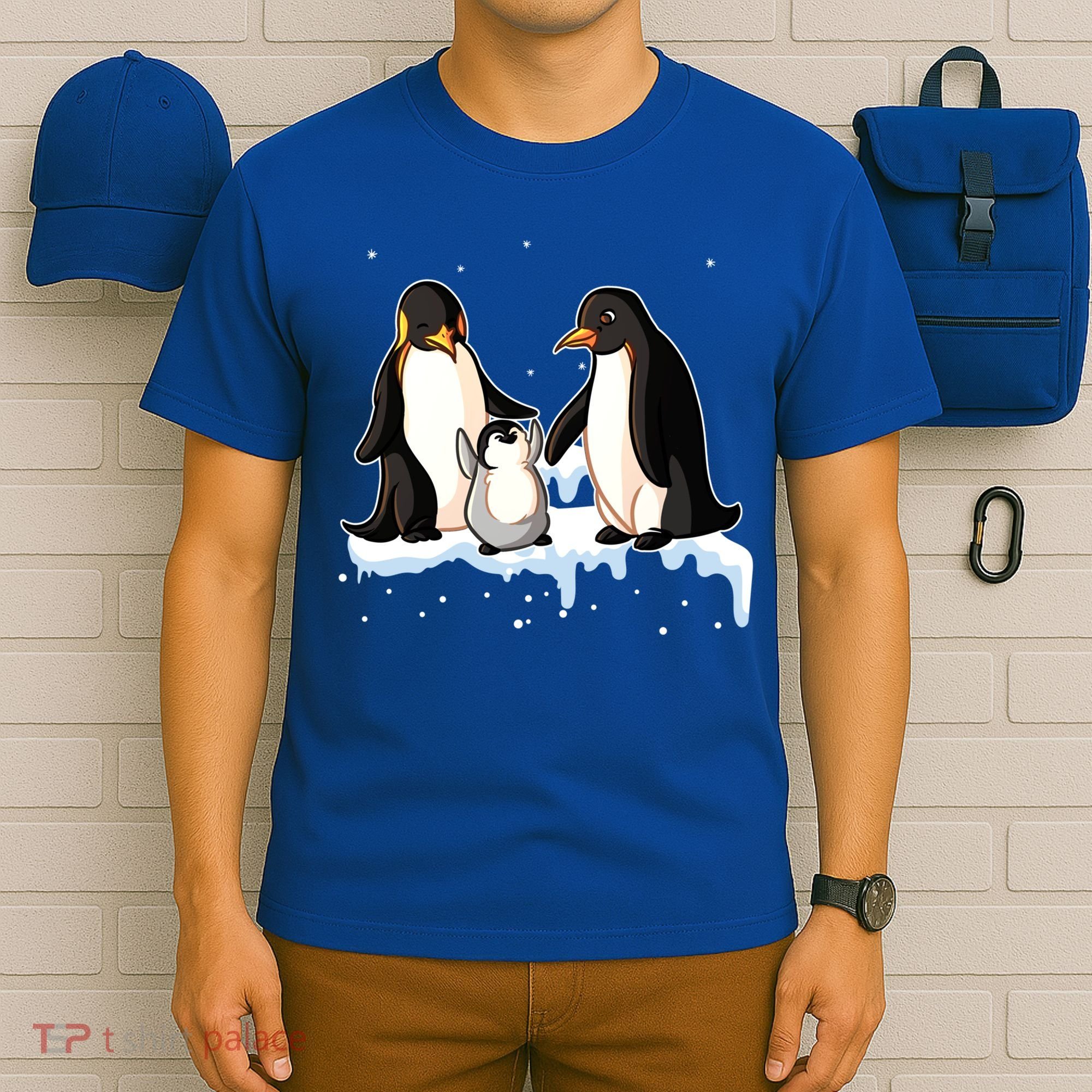 Family Of Penguin Funny Gift T-Shirt