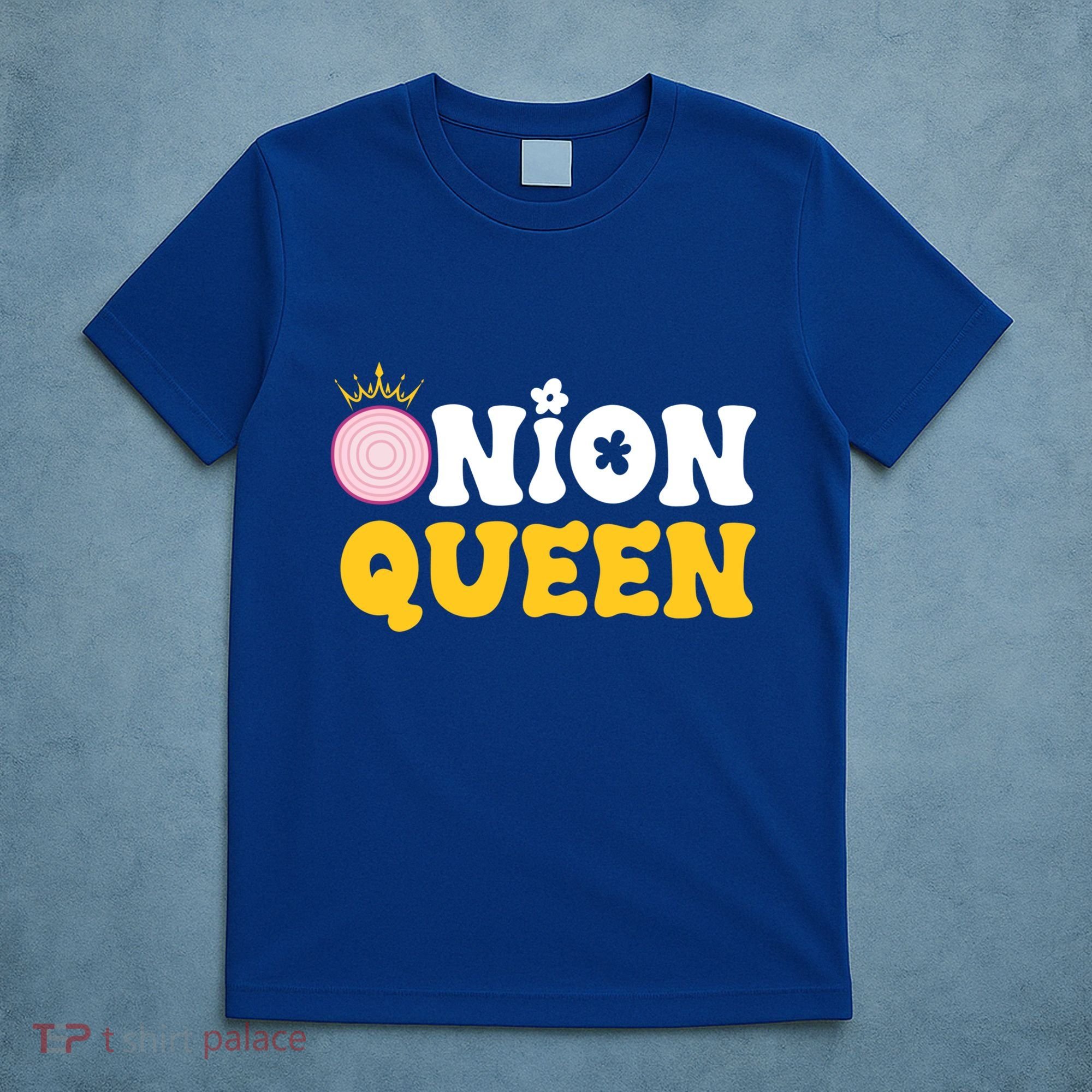 Funny Onion Queen Mom Fruit Vegetable Mother's Day Gardener Cool Gift T-Shirt
