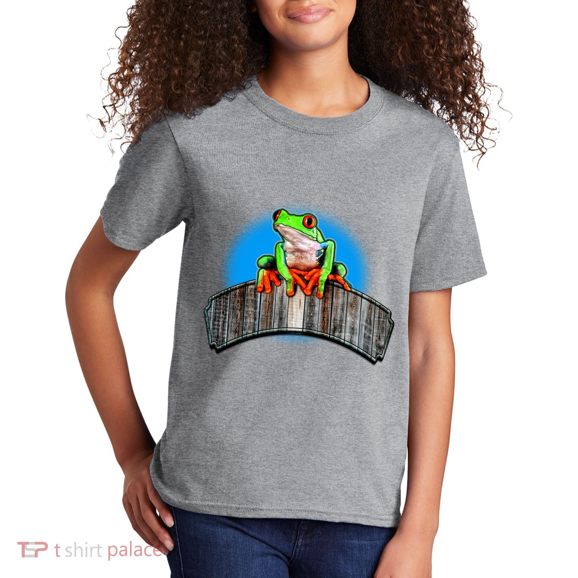 Frog On Wood Panel Kids T-Shirt