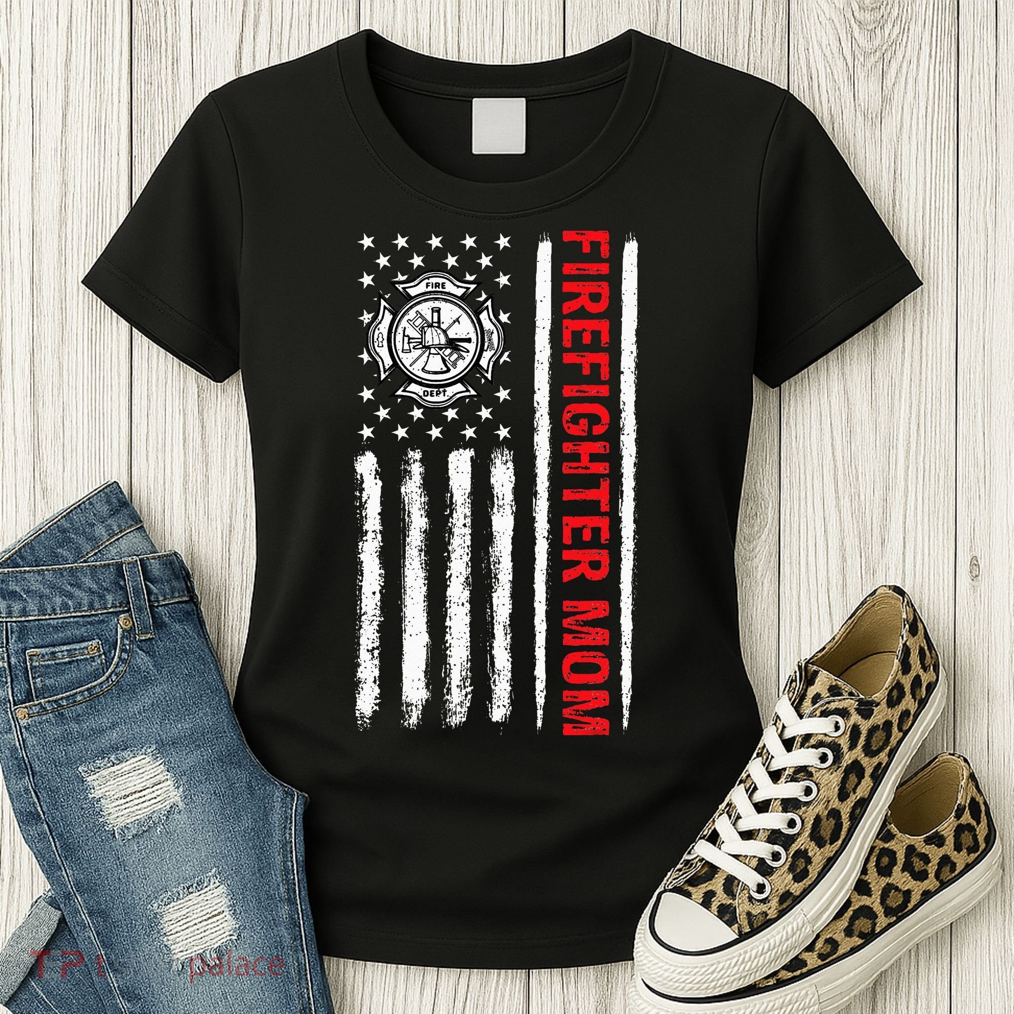 Firefighters Proud Firefighter Mom USA Flag Fireman Hero Women's T-Shirt