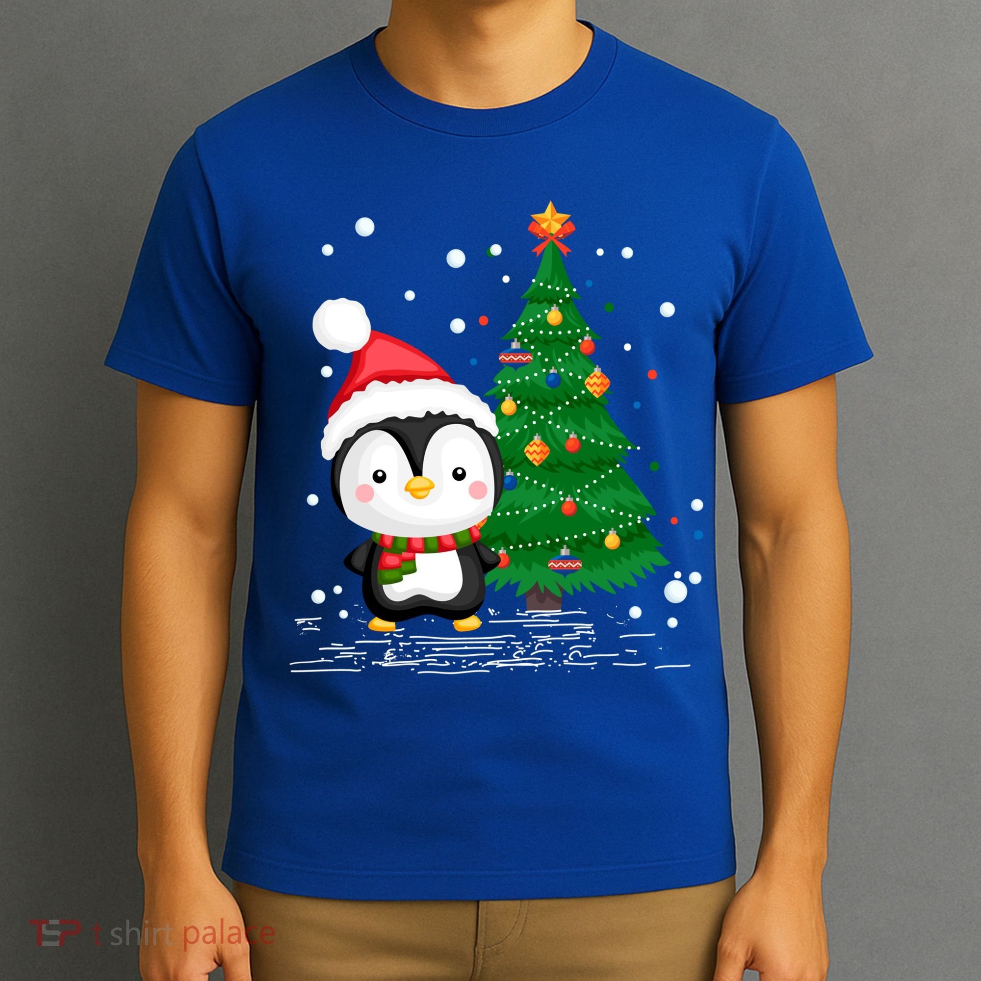 Funny Penguin Lover Gift Santa Hat Penguin Christmas Gift T-Shirt