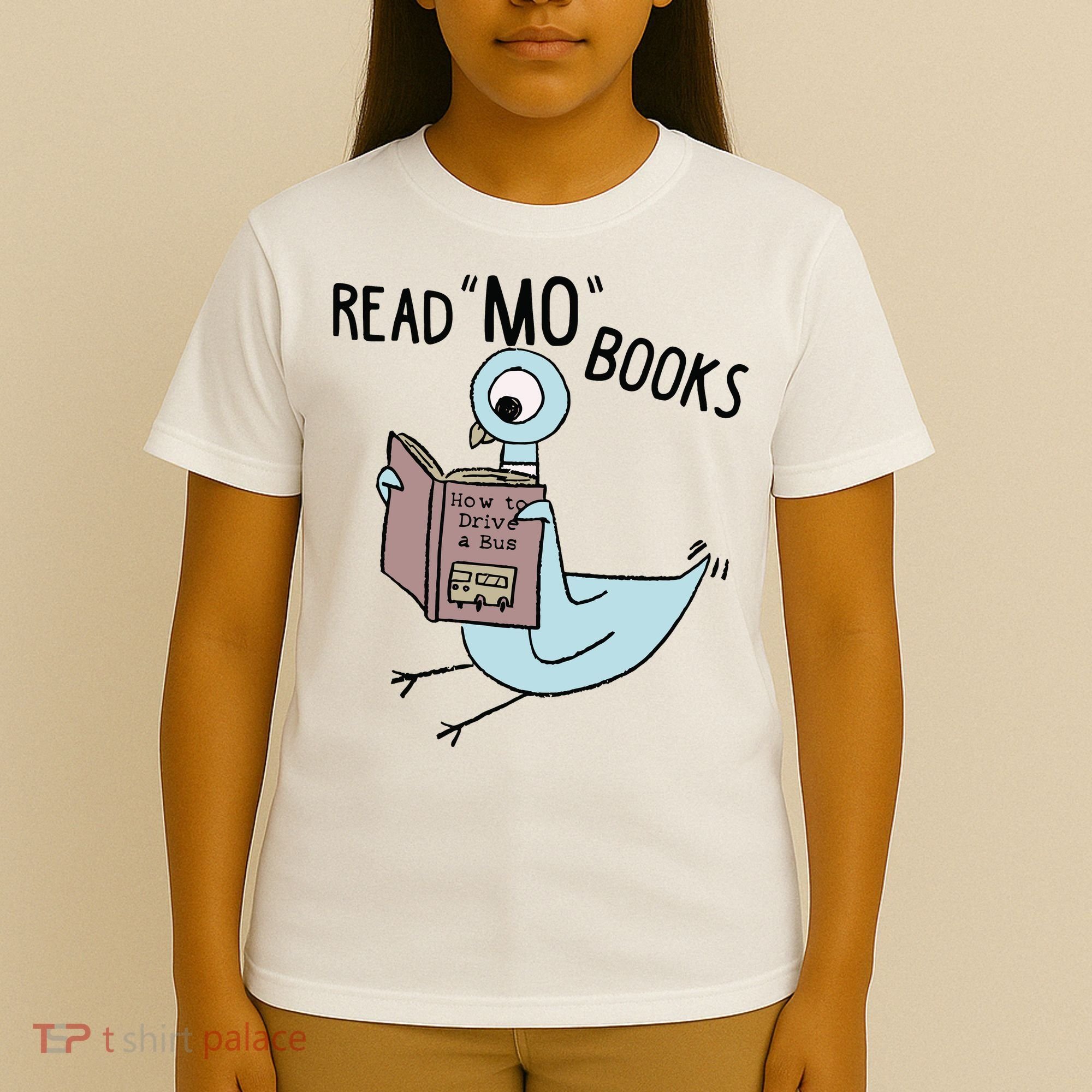 Funny Pigeon Read Mo Books T-Shirt