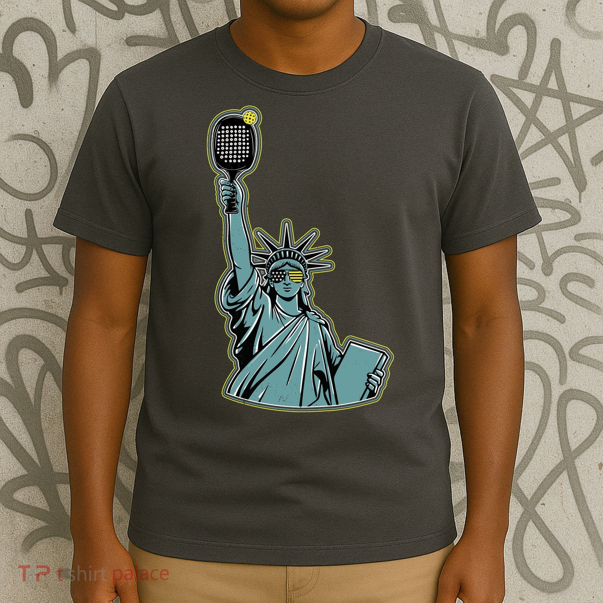 Funny Pickleball Statue Of Liberty  T-Shirt