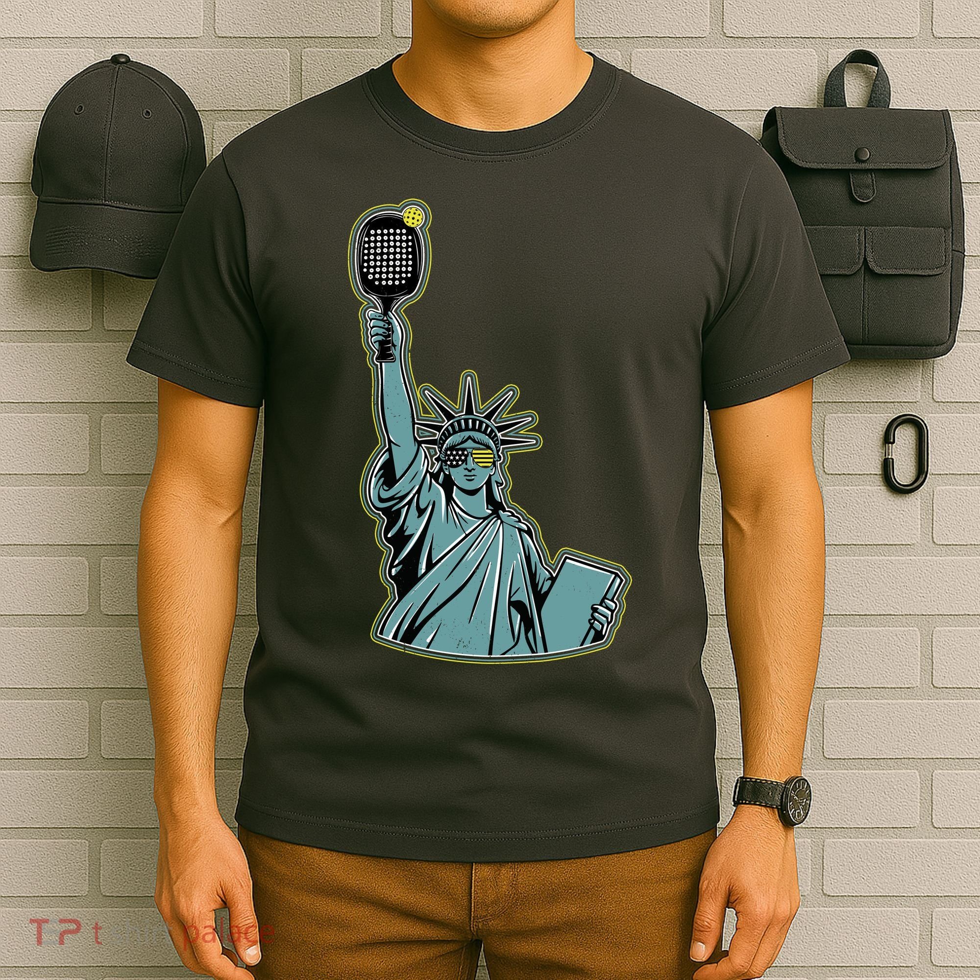 Funny Pickleball Statue Of Liberty  T-Shirt