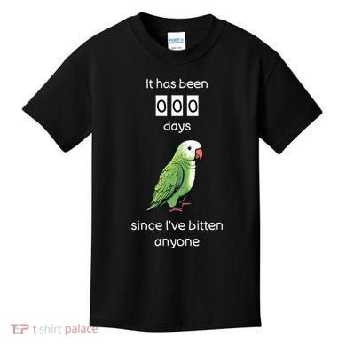 Funny Quaker Biting Quaker Parrot Joke Monk Parrot Kids T-Shirt