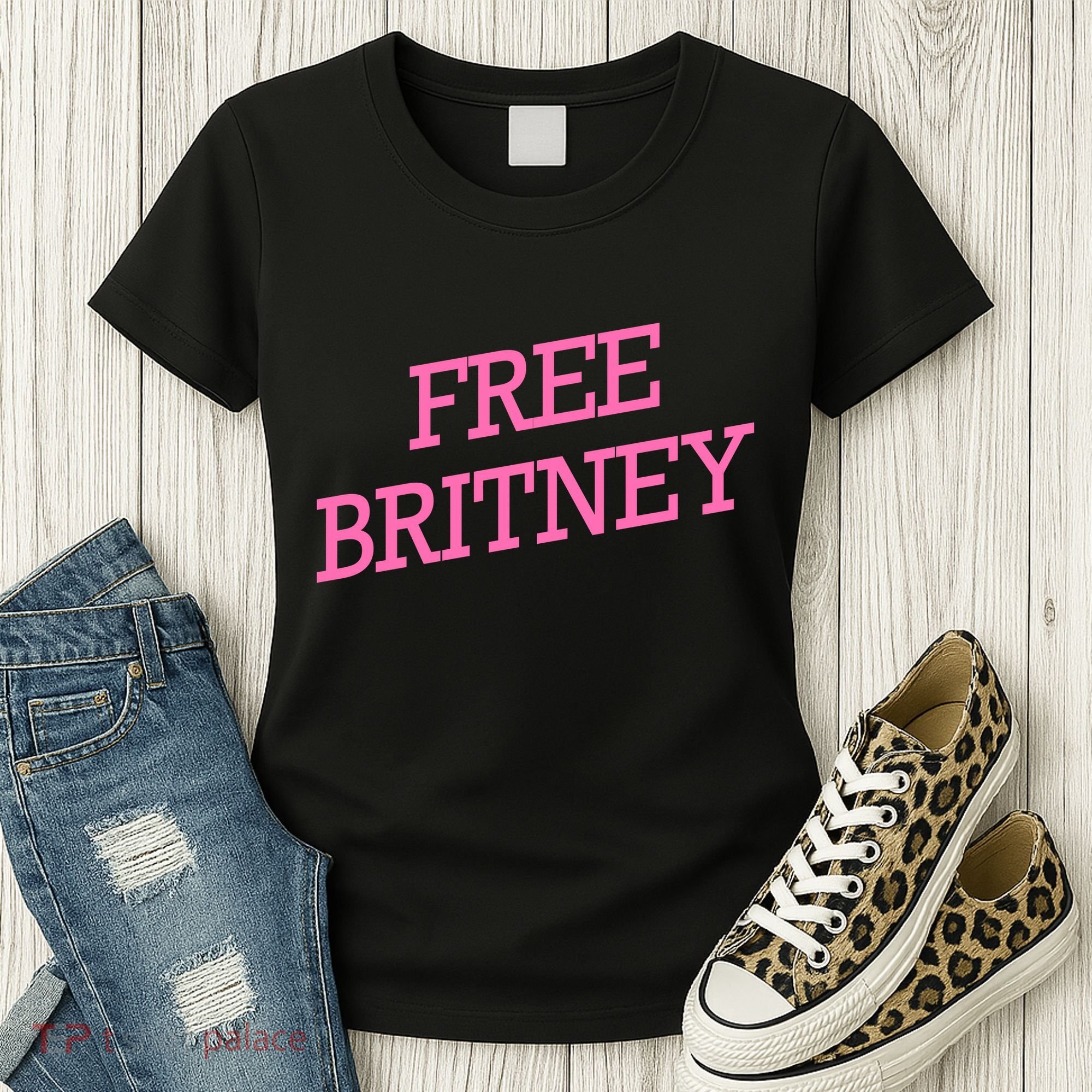 Free Britney pink Women's T-Shirt