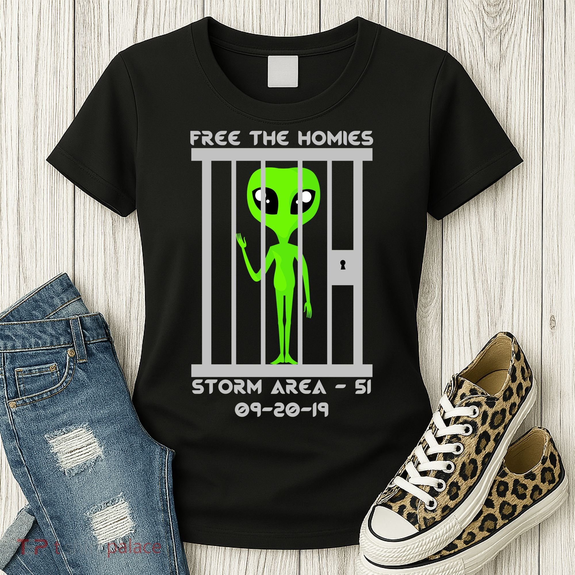 Free The Aliens Storm Area 51 Women's T-Shirt