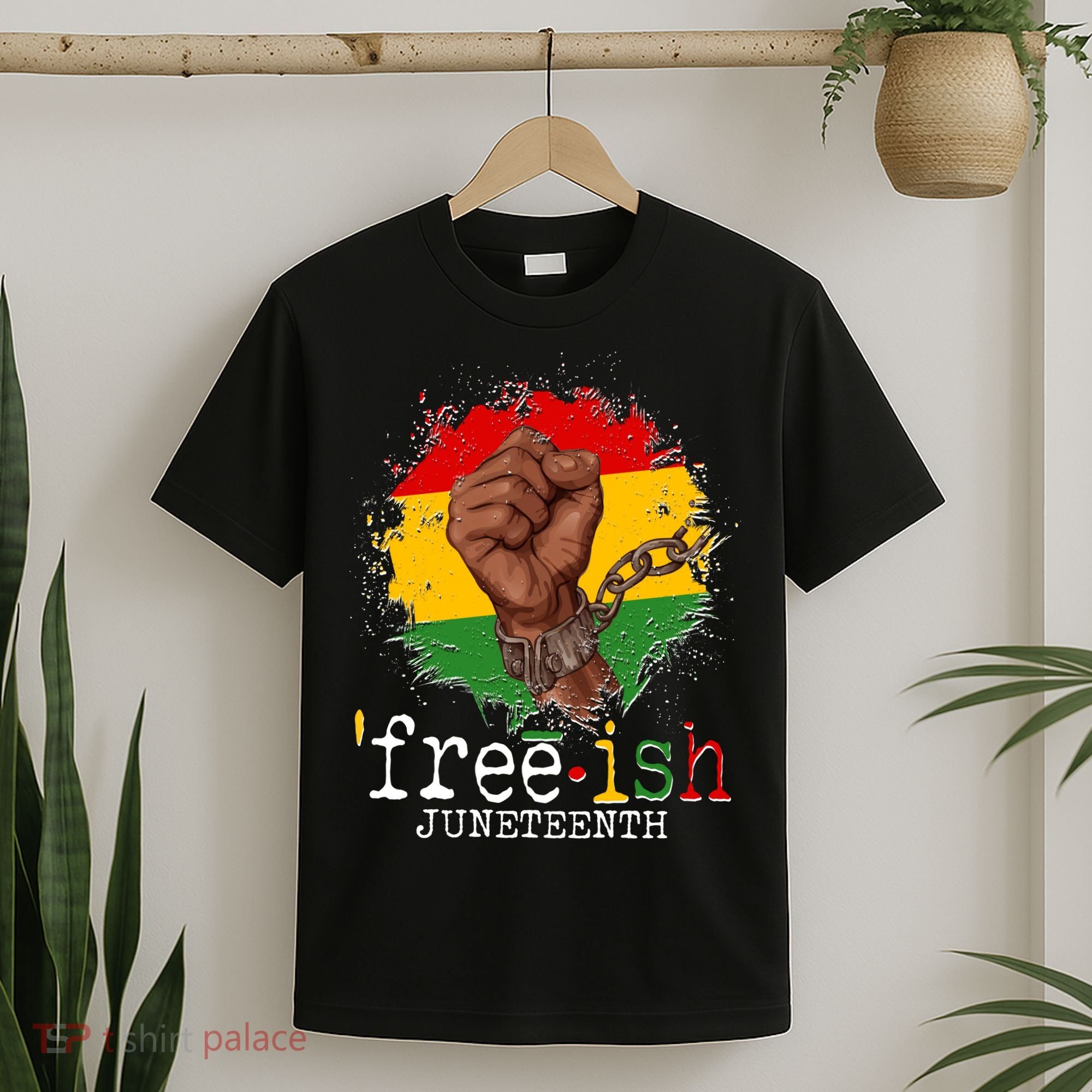 Freeish Juneteenth June 19 Fist Breaking Chains T-Shirt